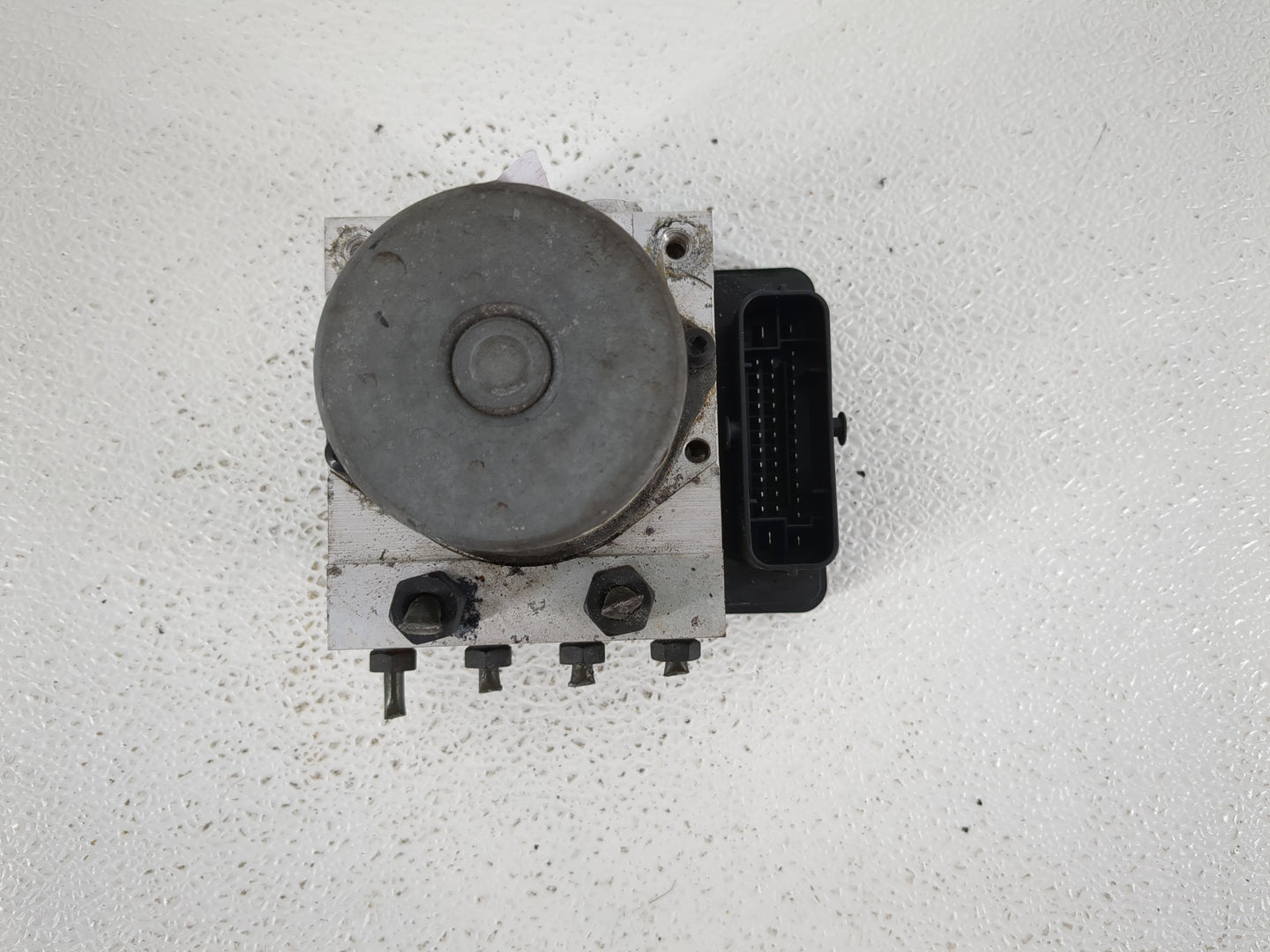 2014-2015 Kia Soul ABS Pump Control Module Replacement P/N:58920-B2506 Fits Fits 2014 2015 OEM Used Auto Parts - Oemusedauto