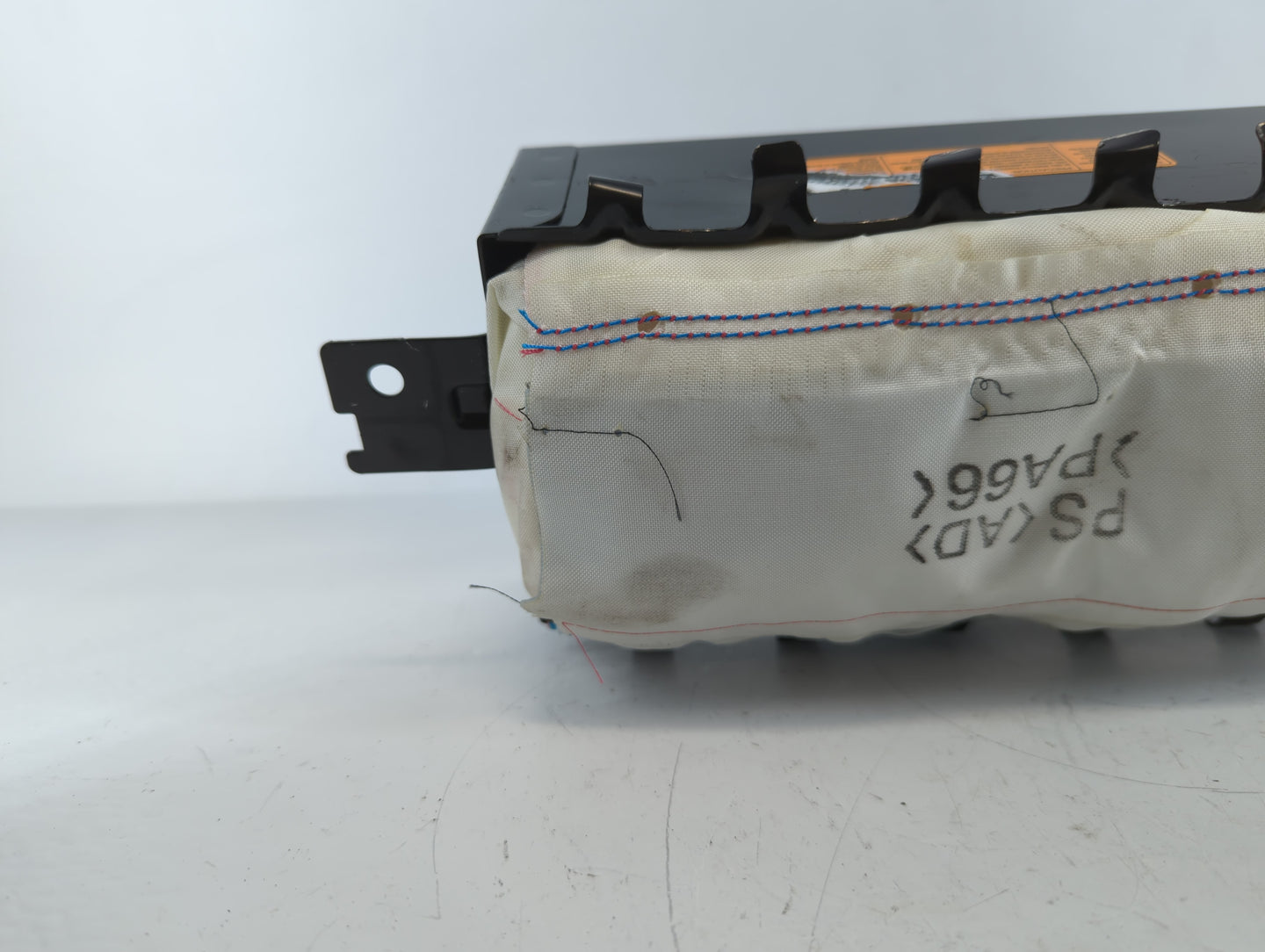 2014-2019 Kia Soul Air Bag Passenger Right Dashboard OEM P/N:84530B2500 Fits Fits 2014 2015 2016 2017 2018 2019 OEM Used Aut