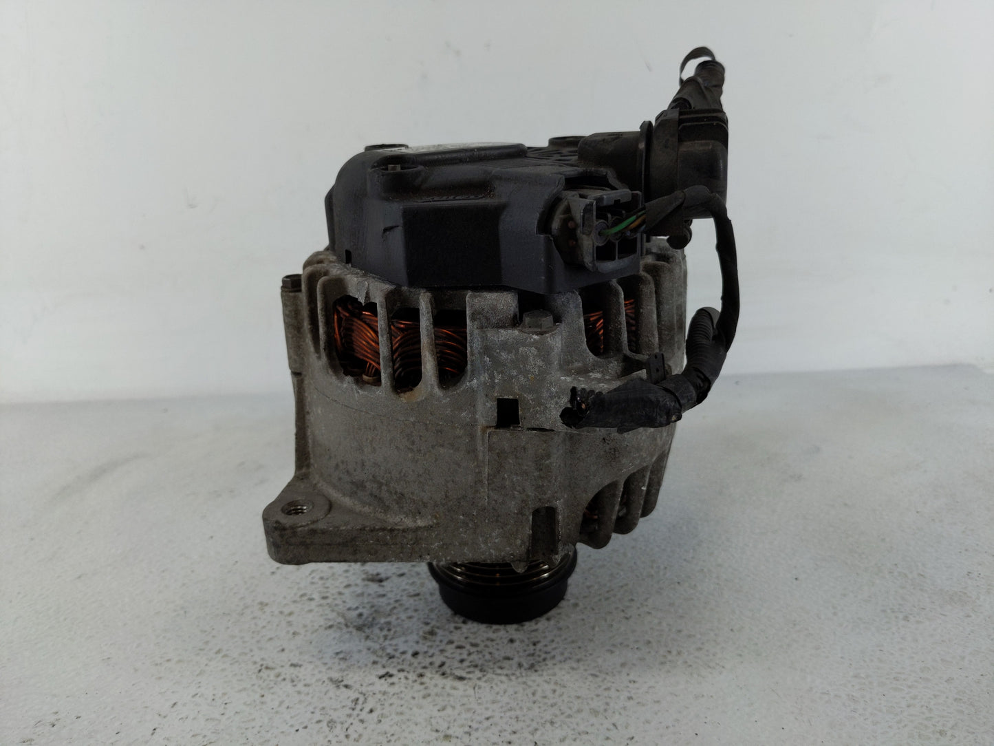 2012-2016 Kia Soul Alternator Replacement Generator Charging Assembly Engine OEM P/N:37300-2B760 Fits OEM Used Auto Parts - 