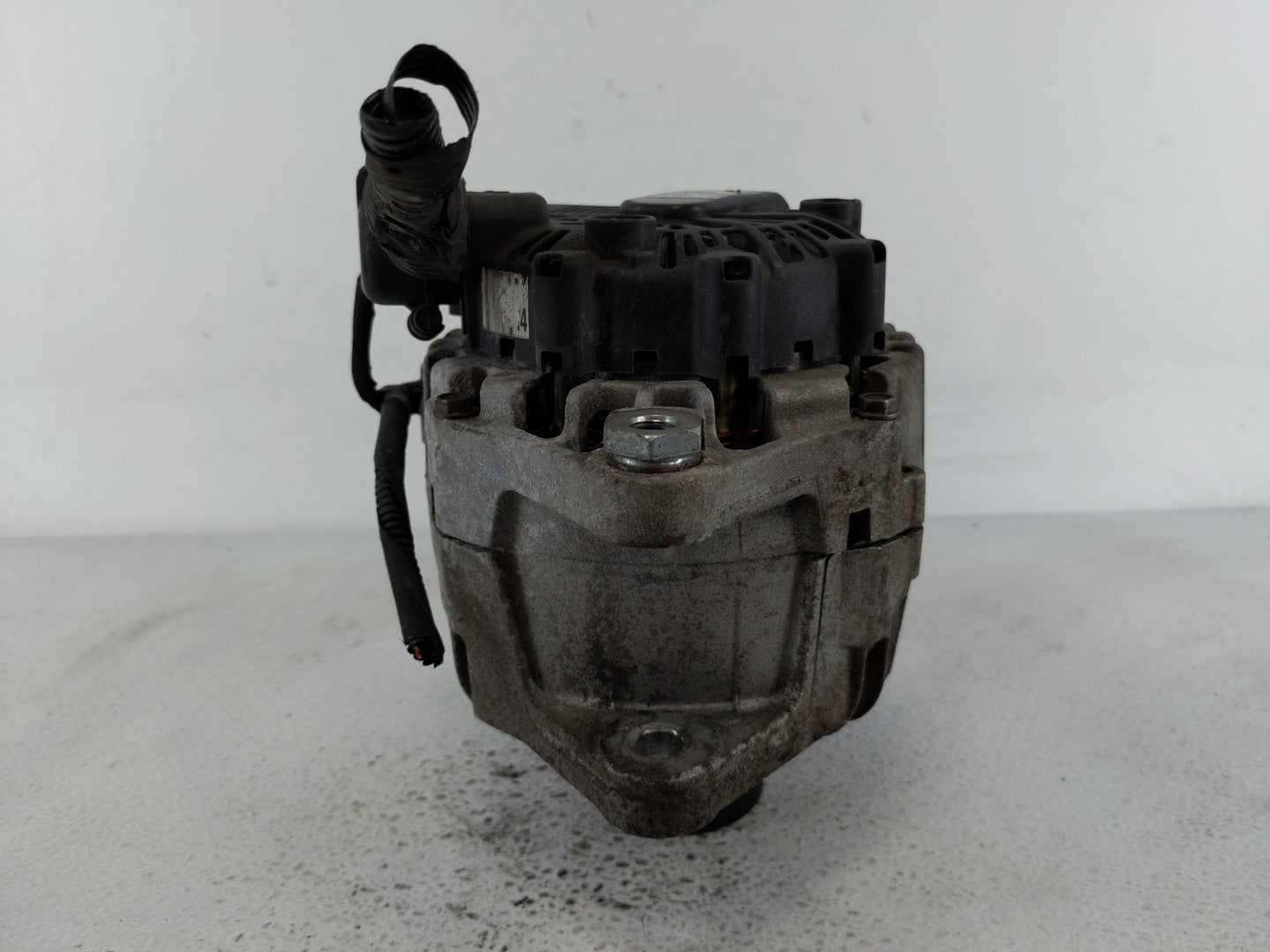 2012-2016 Kia Soul Alternator Replacement Generator Charging Assembly Engine OEM P/N:37300-2B760 Fits OEM Used Auto Parts - 