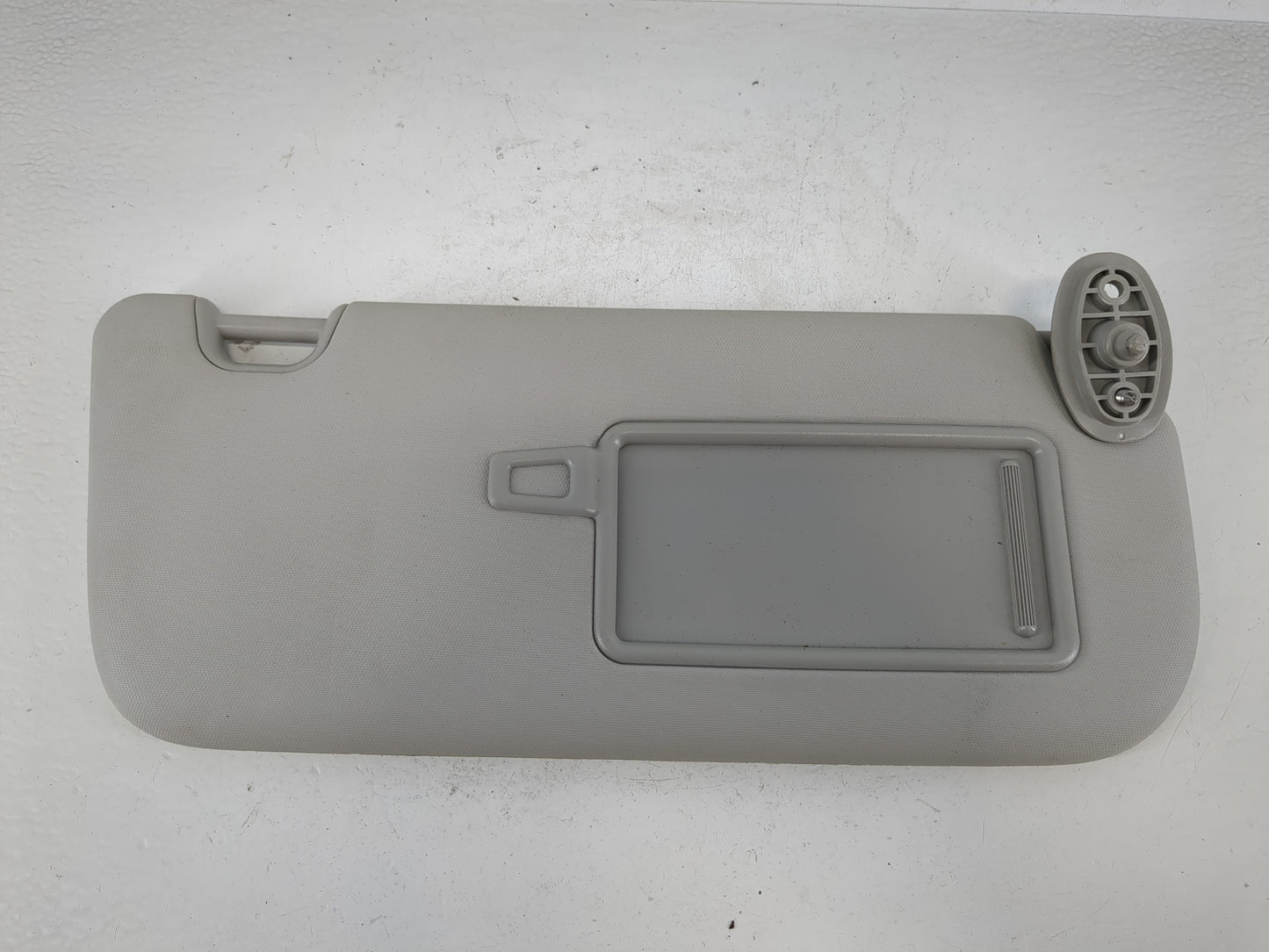 2015-2019 Kia Soul Sun Visor Shade Replacement Passenger Right Mirror Fits Fits 2015 2016 2017 2018 2019 OEM Used Auto Parts
