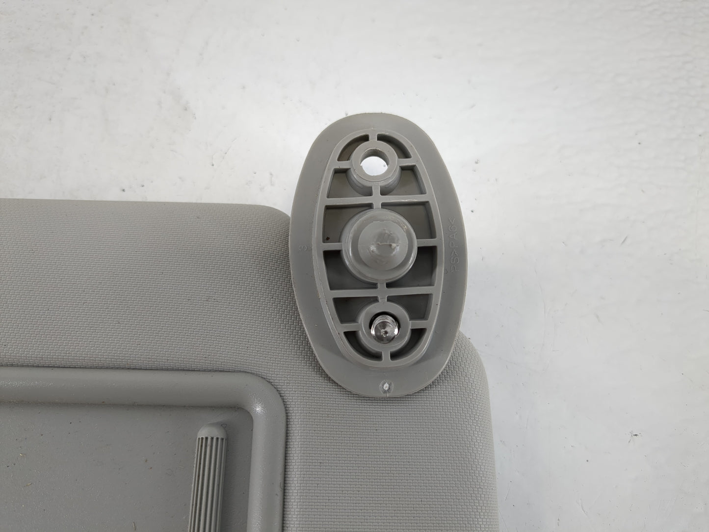 2015-2019 Kia Soul Sun Visor Shade Replacement Passenger Right Mirror Fits Fits 2015 2016 2017 2018 2019 OEM Used Auto Parts