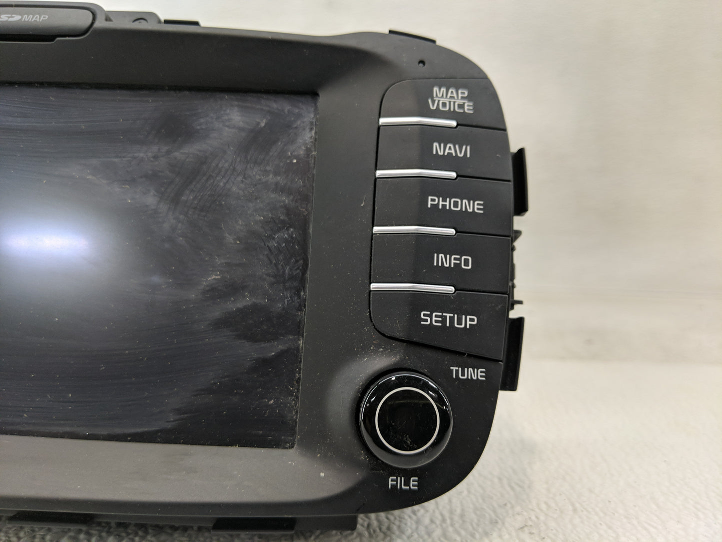 2014-2016 Kia Soul Radio AM FM Cd Player Receiver Replacement P/N:96560-B2211CA Fits Fits 2014 2015 2016 OEM Used Auto Parts