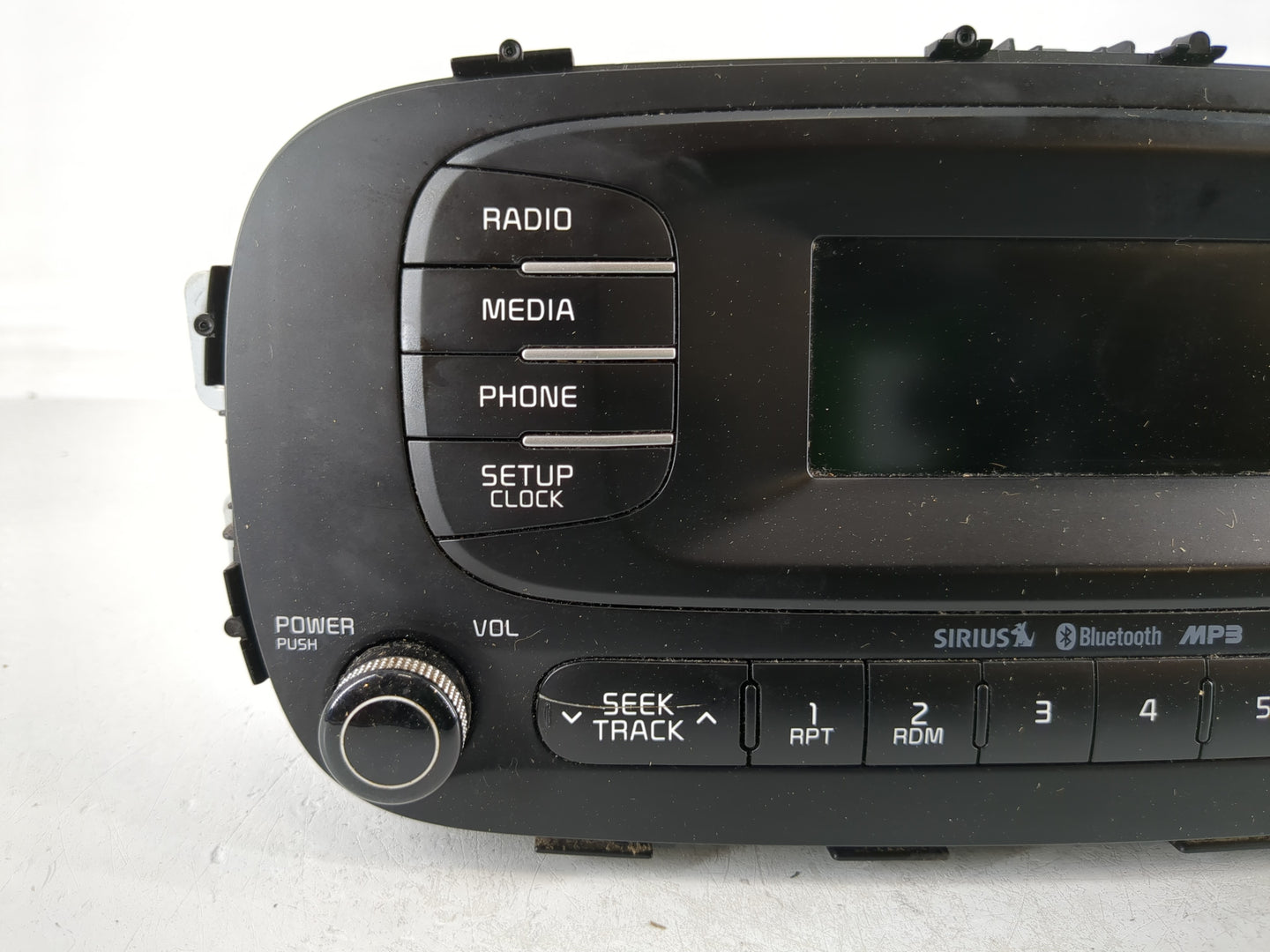 2014-2016 Kia Soul Radio AM FM Cd Player Receiver Replacement P/N:96170-B2090CA Fits Fits 2014 2015 2016 OEM Used Auto Parts
