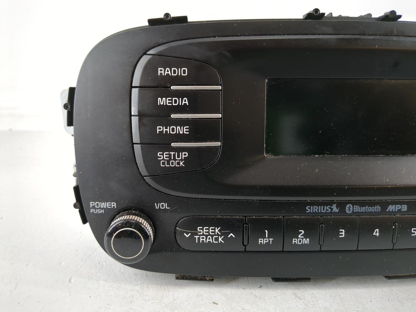 2014-2016 Kia Soul Radio AM FM Cd Player Receiver Replacement P/N:96170-B2090CA Fits Fits 2014 2015 2016 OEM Used Auto Parts