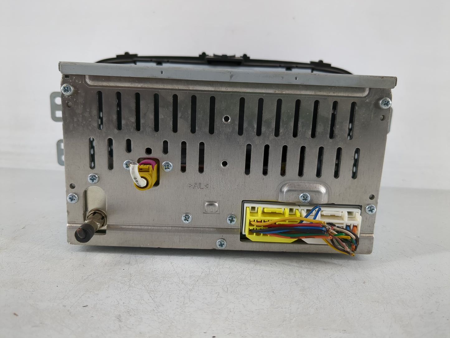 2014-2016 Kia Soul Radio AM FM Cd Player Receiver Replacement P/N:96170-B2090CA Fits Fits 2014 2015 2016 OEM Used Auto Parts