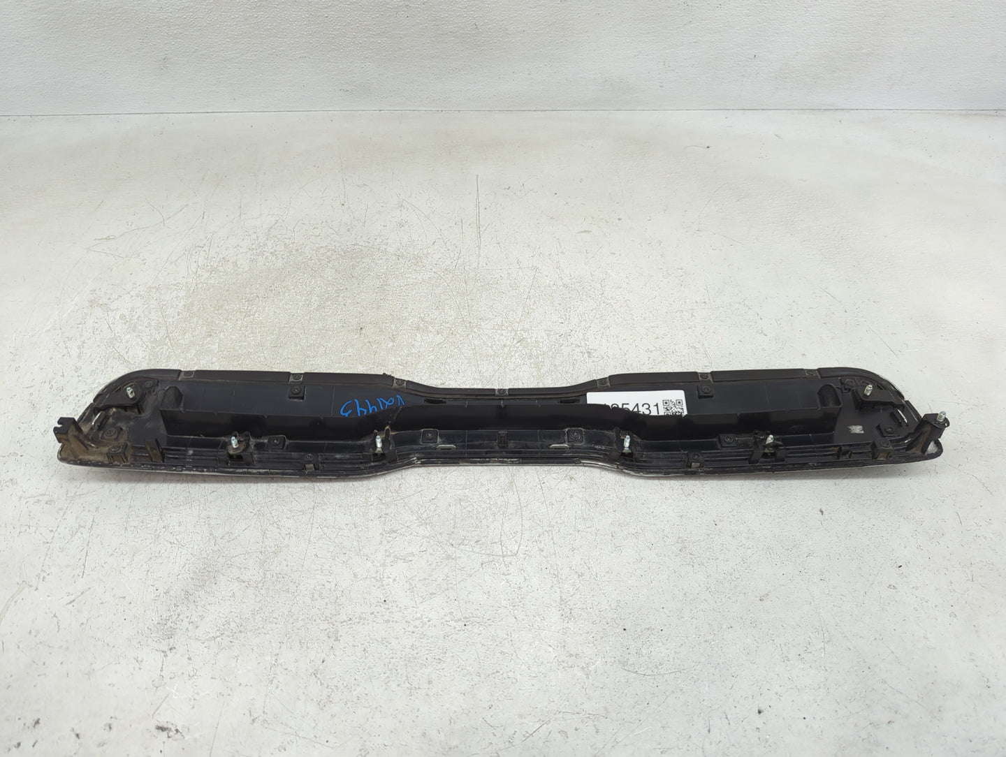 2015 Kia Soul Front Grille Bumper Not Included - Oemusedautoparts1.com