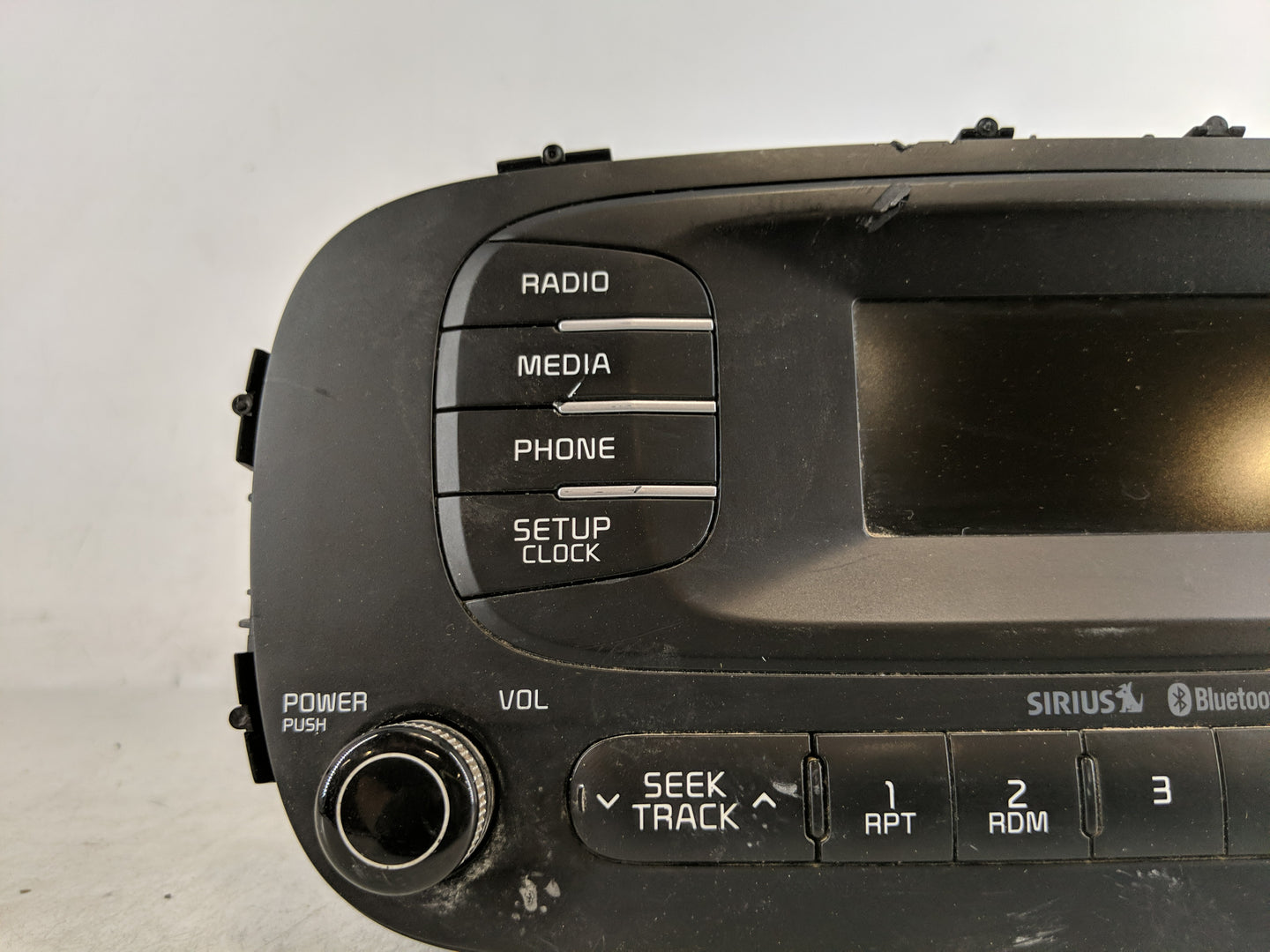 2014-2016 Kia Soul Radio AM FM Cd Player Receiver Replacement P/N:96170-B2090CA Fits Fits 2014 2015 2016 OEM Used Auto Parts