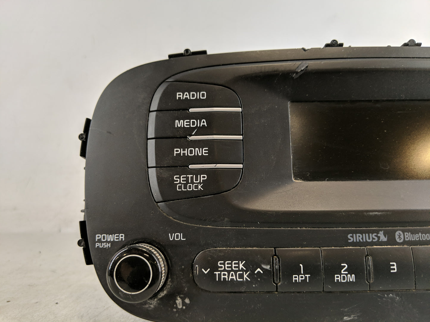 2014-2016 Kia Soul Radio AM FM Cd Player Receiver Replacement P/N:96170-B2090CA Fits Fits 2014 2015 2016 OEM Used Auto Parts