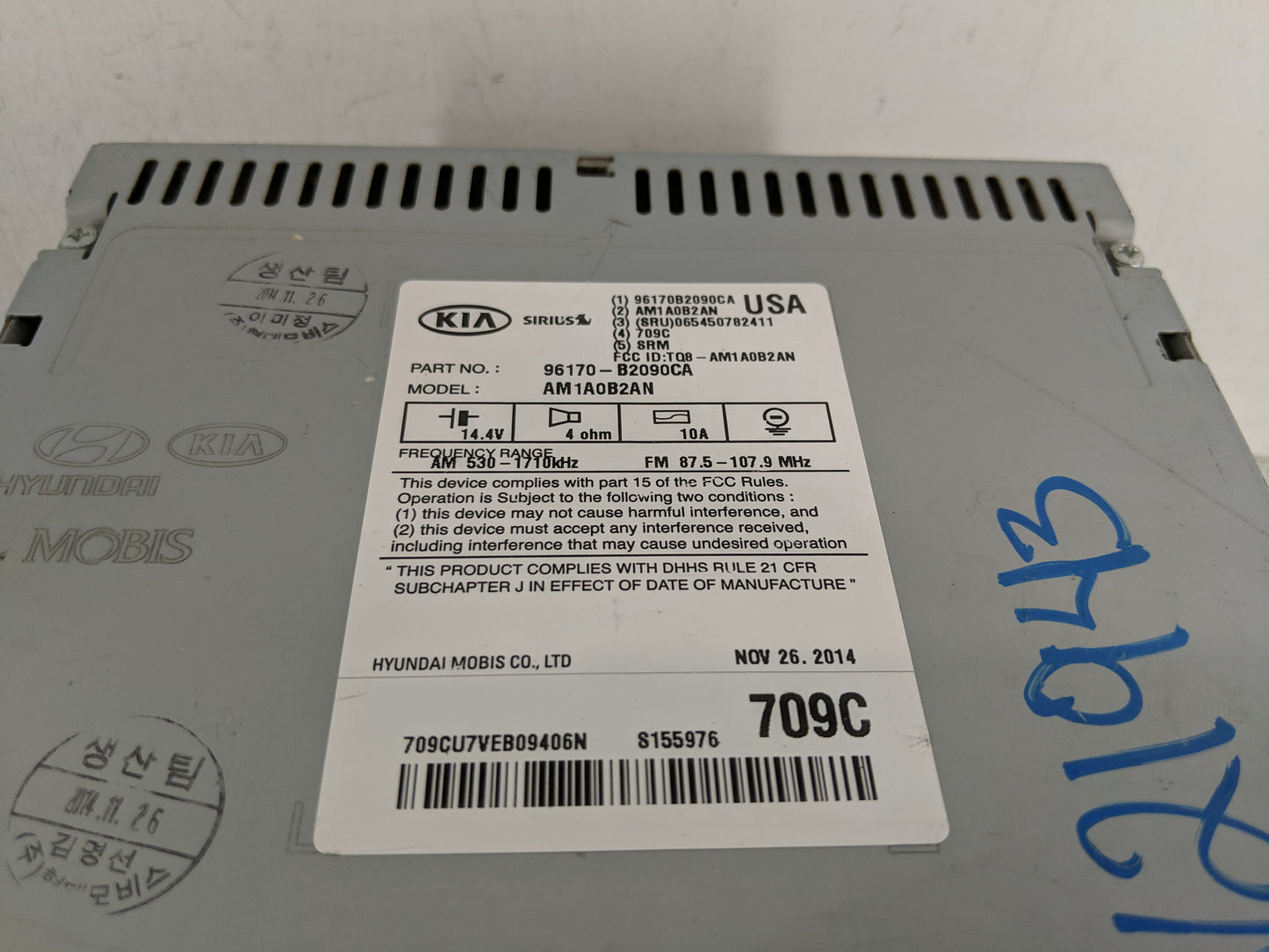 2014-2016 Kia Soul Radio AM FM Cd Player Receiver Replacement P/N:96170-B2090CA Fits Fits 2014 2015 2016 OEM Used Auto Parts
