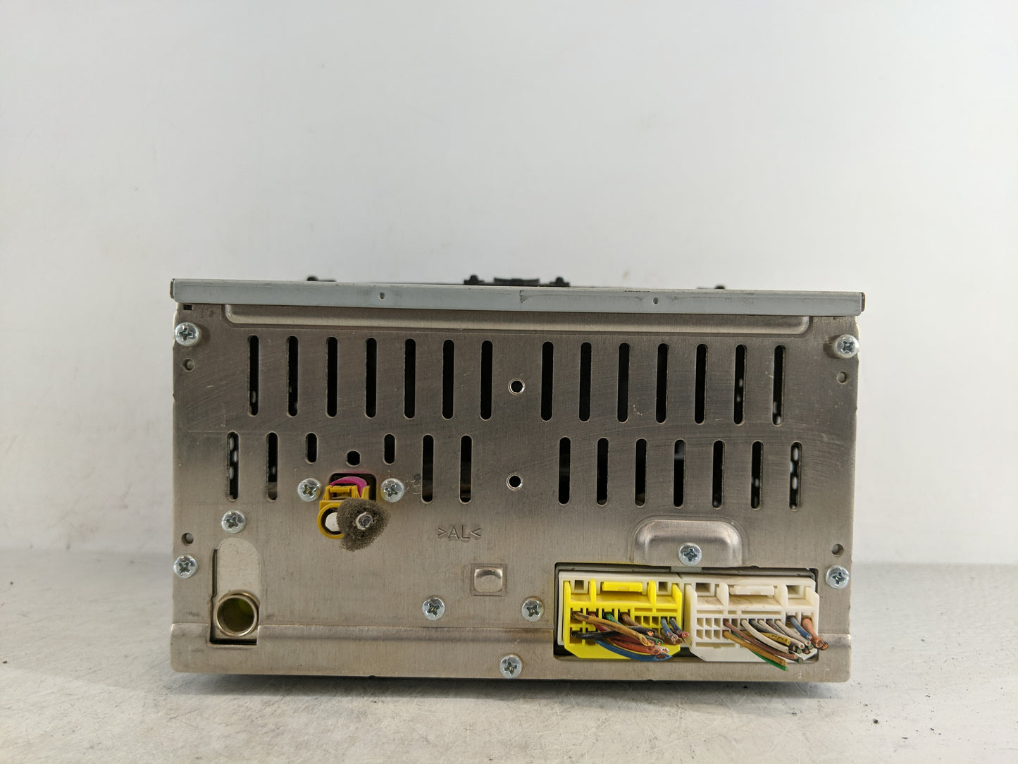 2014-2016 Kia Soul Radio AM FM Cd Player Receiver Replacement P/N:96170-B2090CA Fits Fits 2014 2015 2016 OEM Used Auto Parts