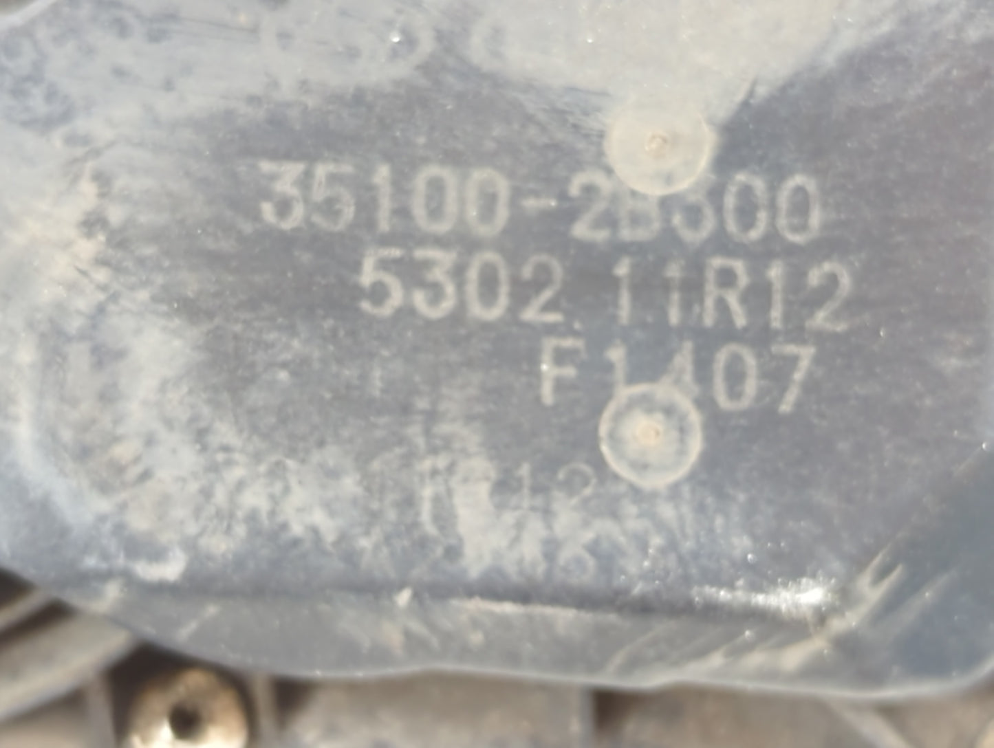 2012-2019 Kia Soul Throttle Body P/N:35100-2B300 Fits Fits 2012 2013 2014 2015 2016 2017 2018 2019 OEM Used Auto Parts - Oem