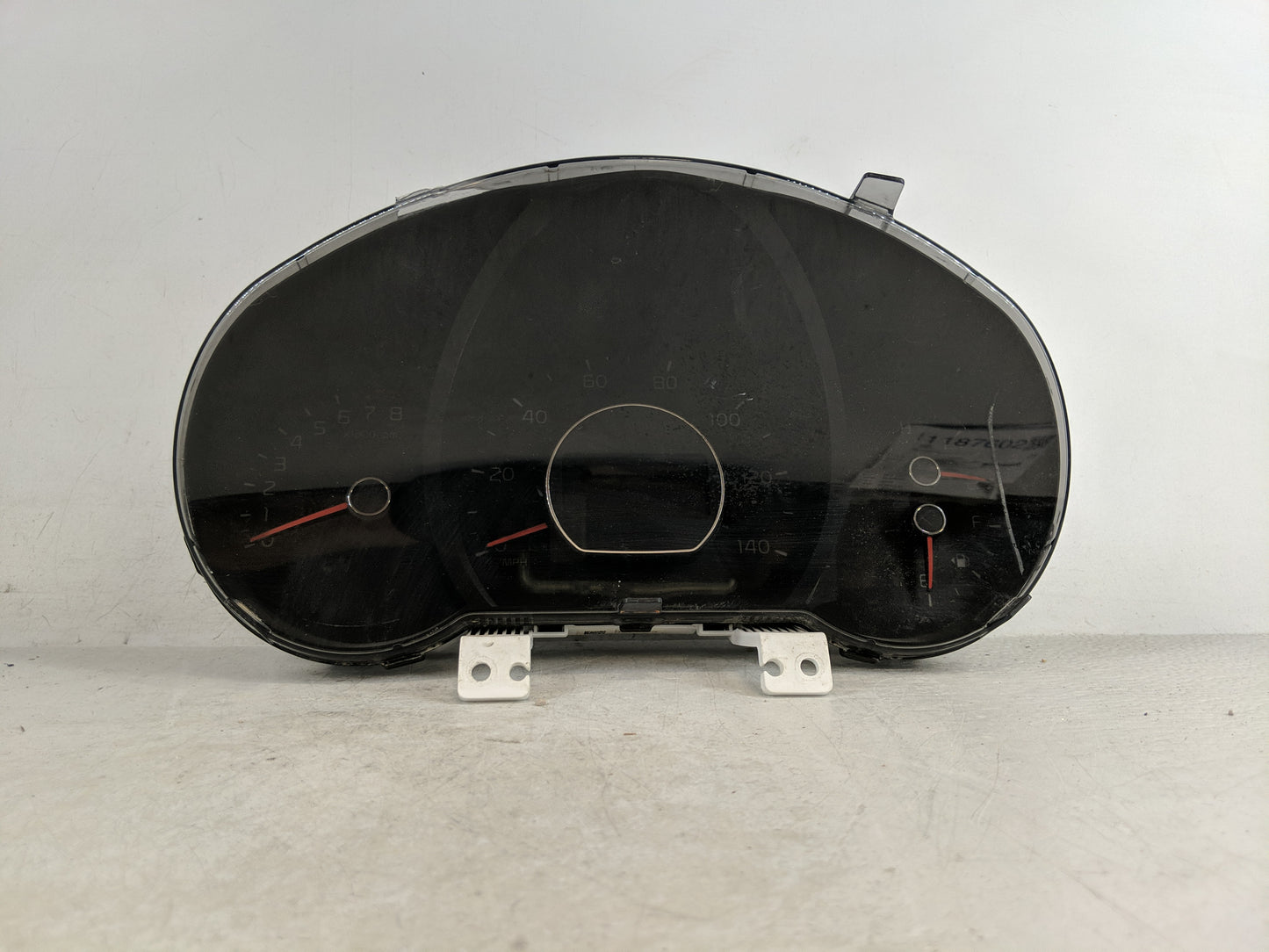 2014-2015 Kia Soul Instrument Cluster Speedometer Gauges P/N:94006-B2540 Fits Fits 2014 2015 OEM Used Auto Parts - Oemusedau