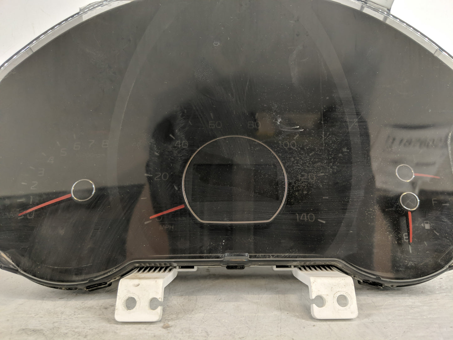 2014-2015 Kia Soul Instrument Cluster Speedometer Gauges P/N:94006-B2540 Fits Fits 2014 2015 OEM Used Auto Parts - Oemusedau