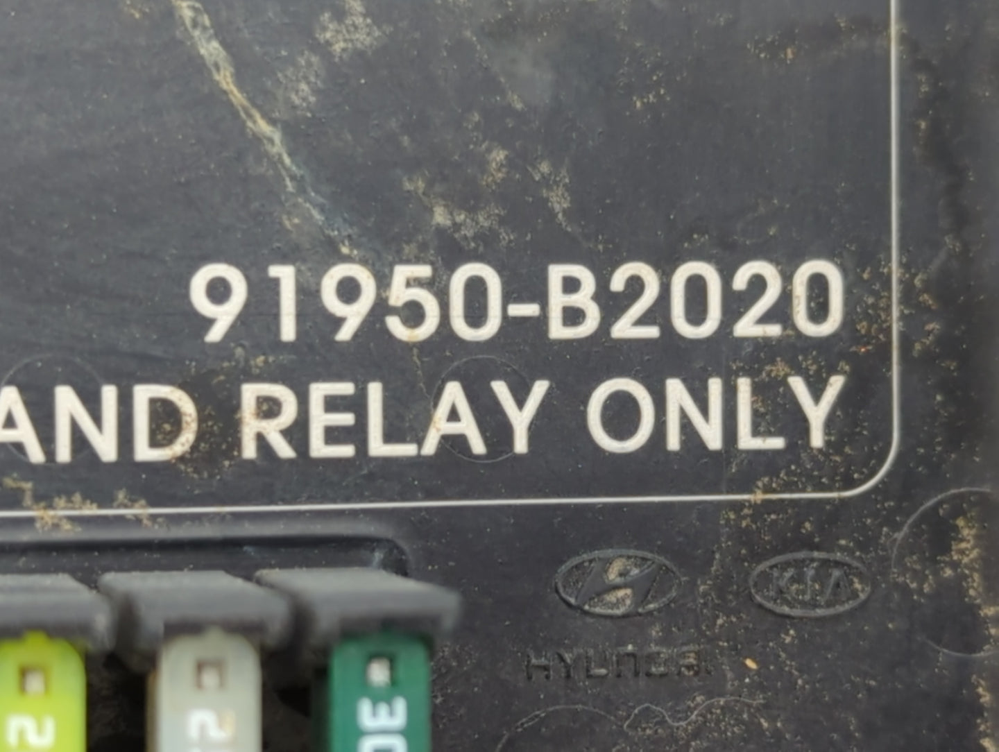 2015 Kia Soul Fusebox Fuse Box Panel Relay Module P/N:91950-B2020 Fits OEM Used Auto Parts - Oemusedautoparts1.com