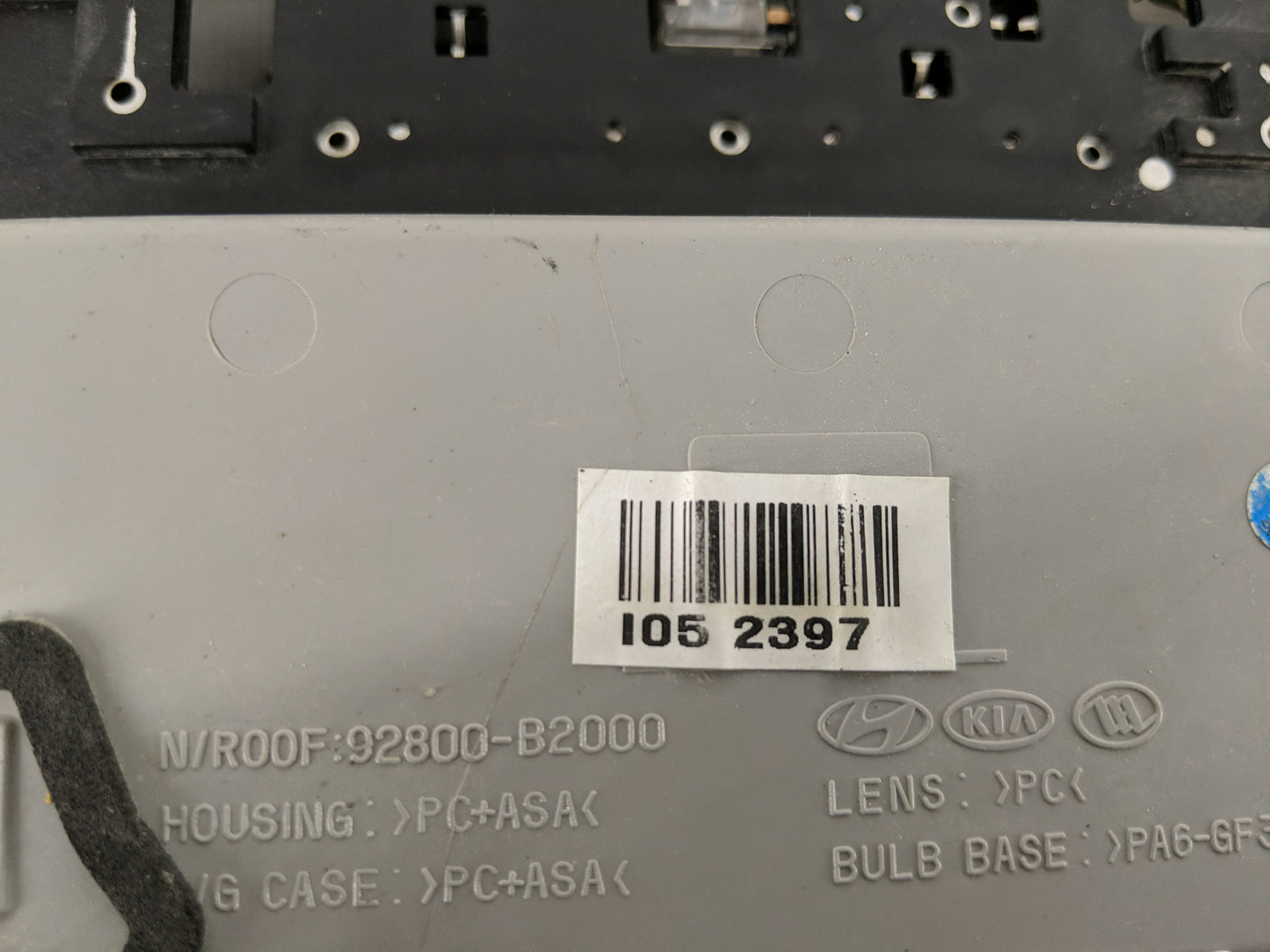 2014-2019 Kia Soul Overhead Roof Console 1188809 - Oemusedautoparts1.com