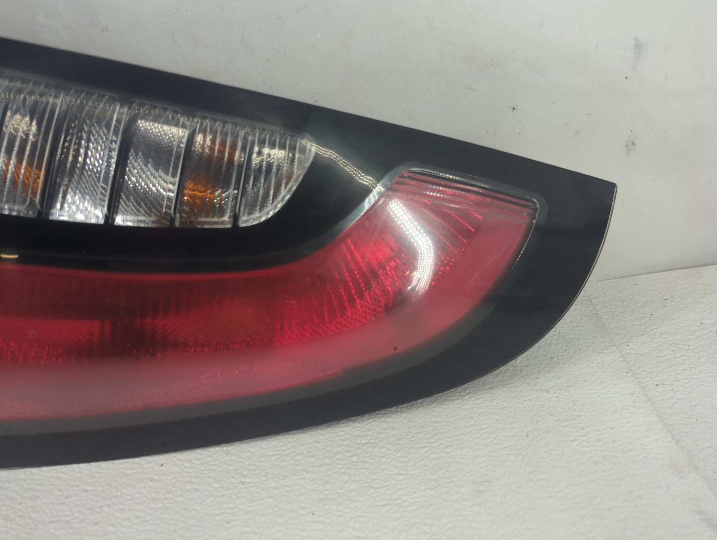 2014-2019 Kia Soul Tail Light Assembly Passenger Right OEM Fits Fits 2014 2015 2016 2017 2018 2019 OEM Used Auto Parts - Oem