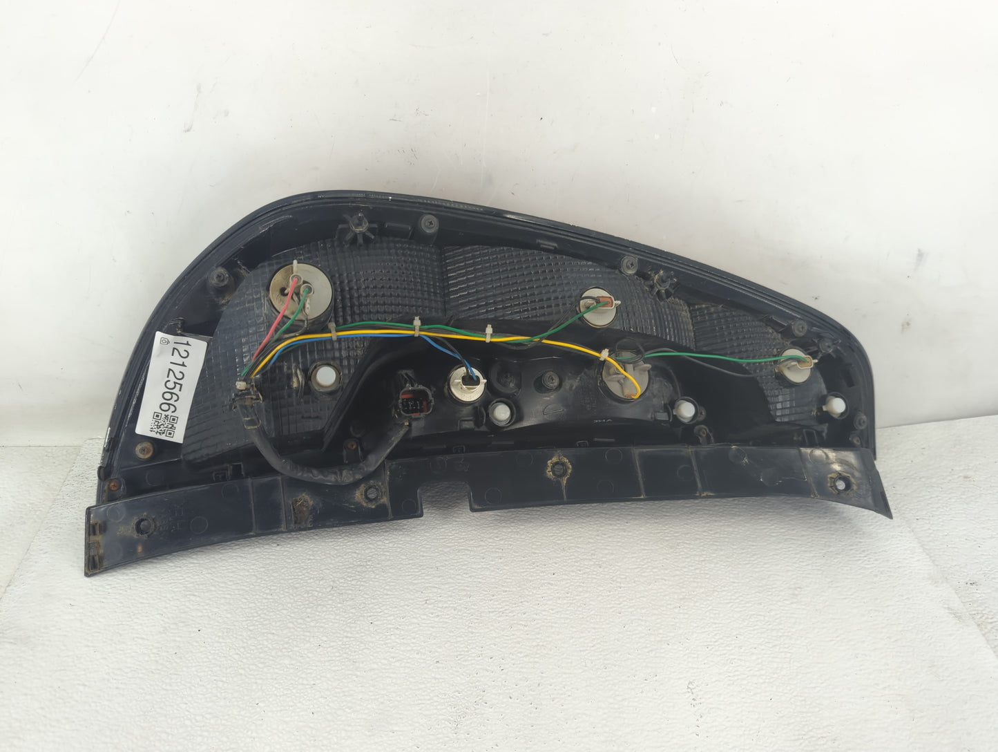 2014-2019 Kia Soul Tail Light Assembly Passenger Right OEM Fits Fits 2014 2015 2016 2017 2018 2019 OEM Used Auto Parts - Oem