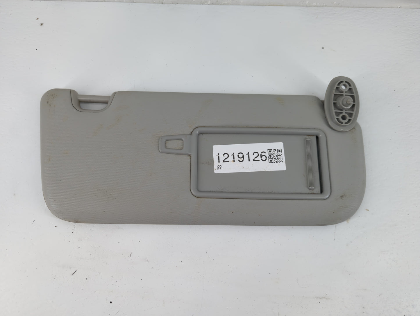 2014-2019 Kia Soul Sun Visor Shade Replacement Passenger Right Mirror Fits Fits 2014 2015 2016 2017 2018 2019 OEM Used Auto 