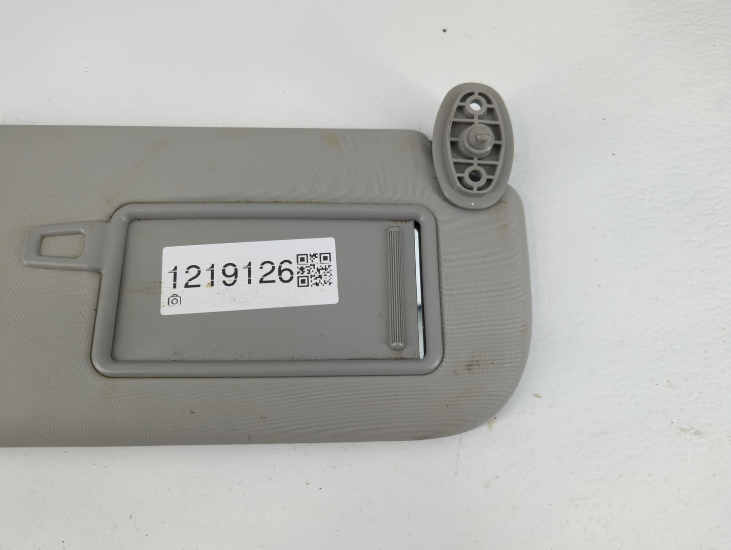 2014-2019 Kia Soul Sun Visor Shade Replacement Passenger Right Mirror Fits Fits 2014 2015 2016 2017 2018 2019 OEM Used Auto 