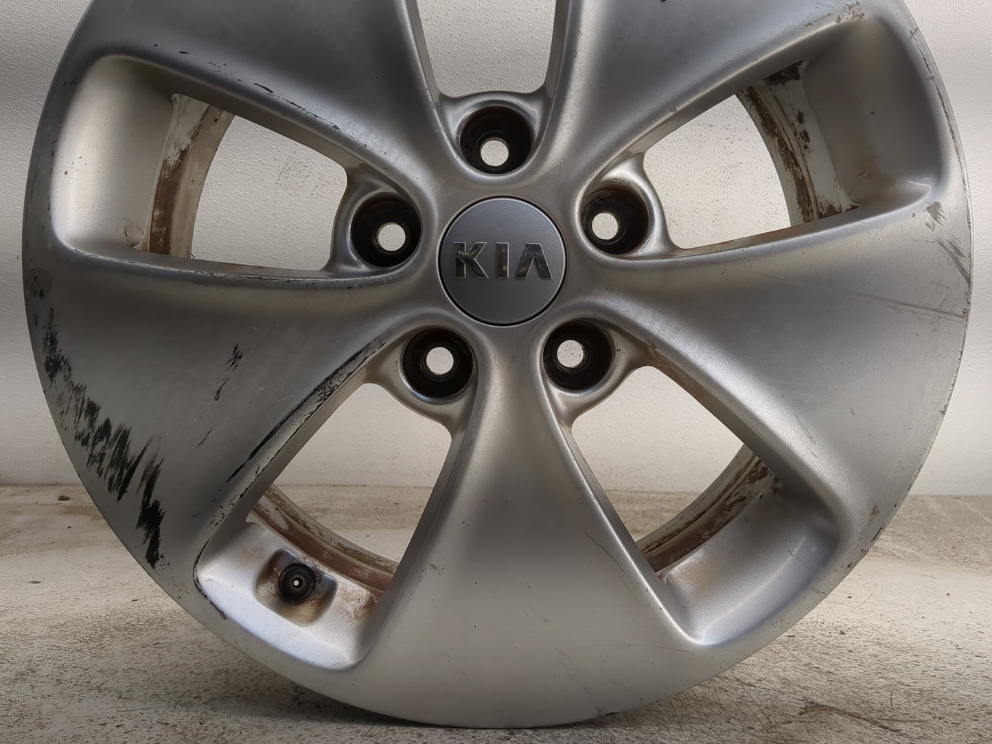 2014-2016 Kia Soul Oem Wheel Rim - Oemusedautoparts1.com