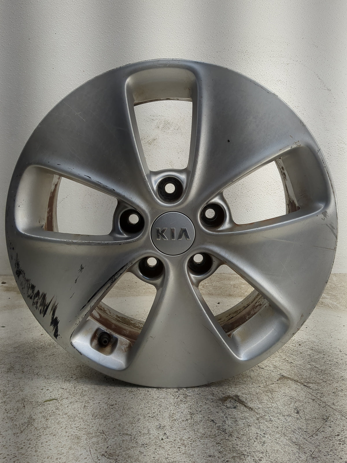 2014-2016 Kia Soul Oem Wheel Rim - Oemusedautoparts1.com