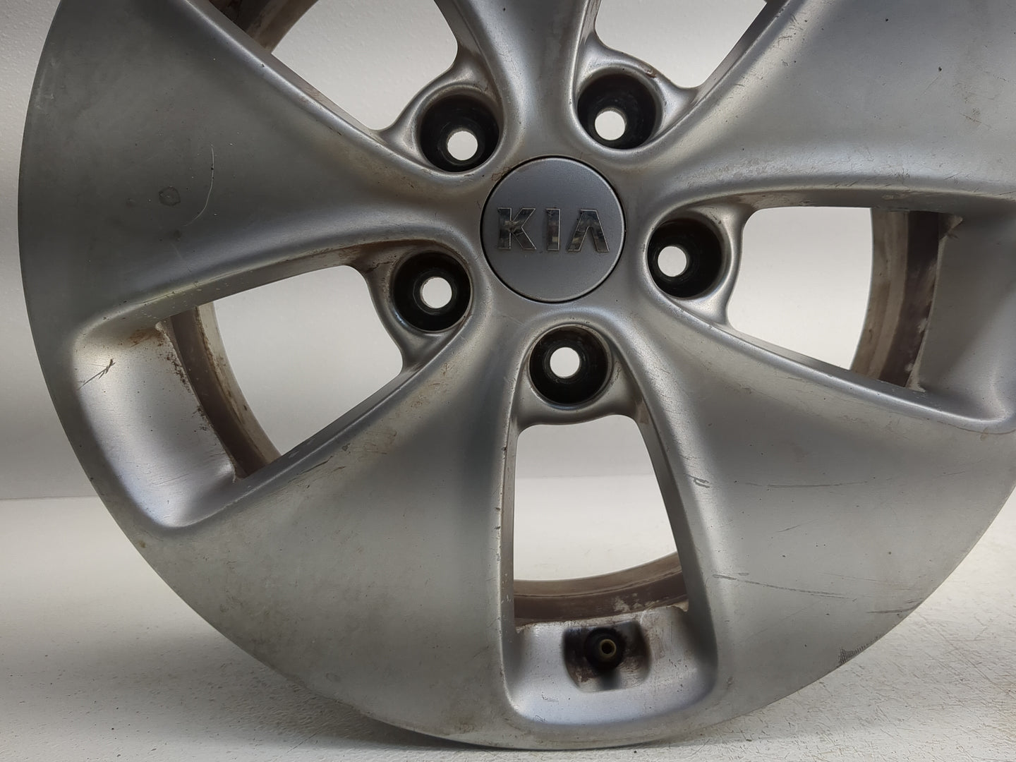 2014-2016 Kia Soul Oem Wheel Rim - Oemusedautoparts1.com
