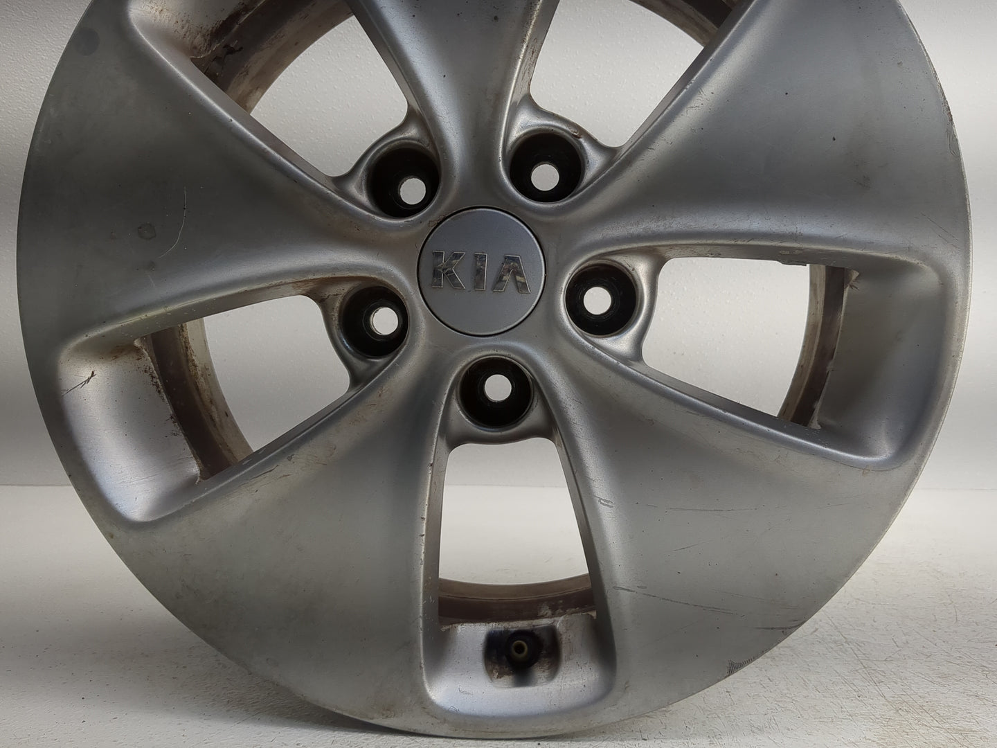 2014-2016 Kia Soul Oem Wheel Rim - Oemusedautoparts1.com