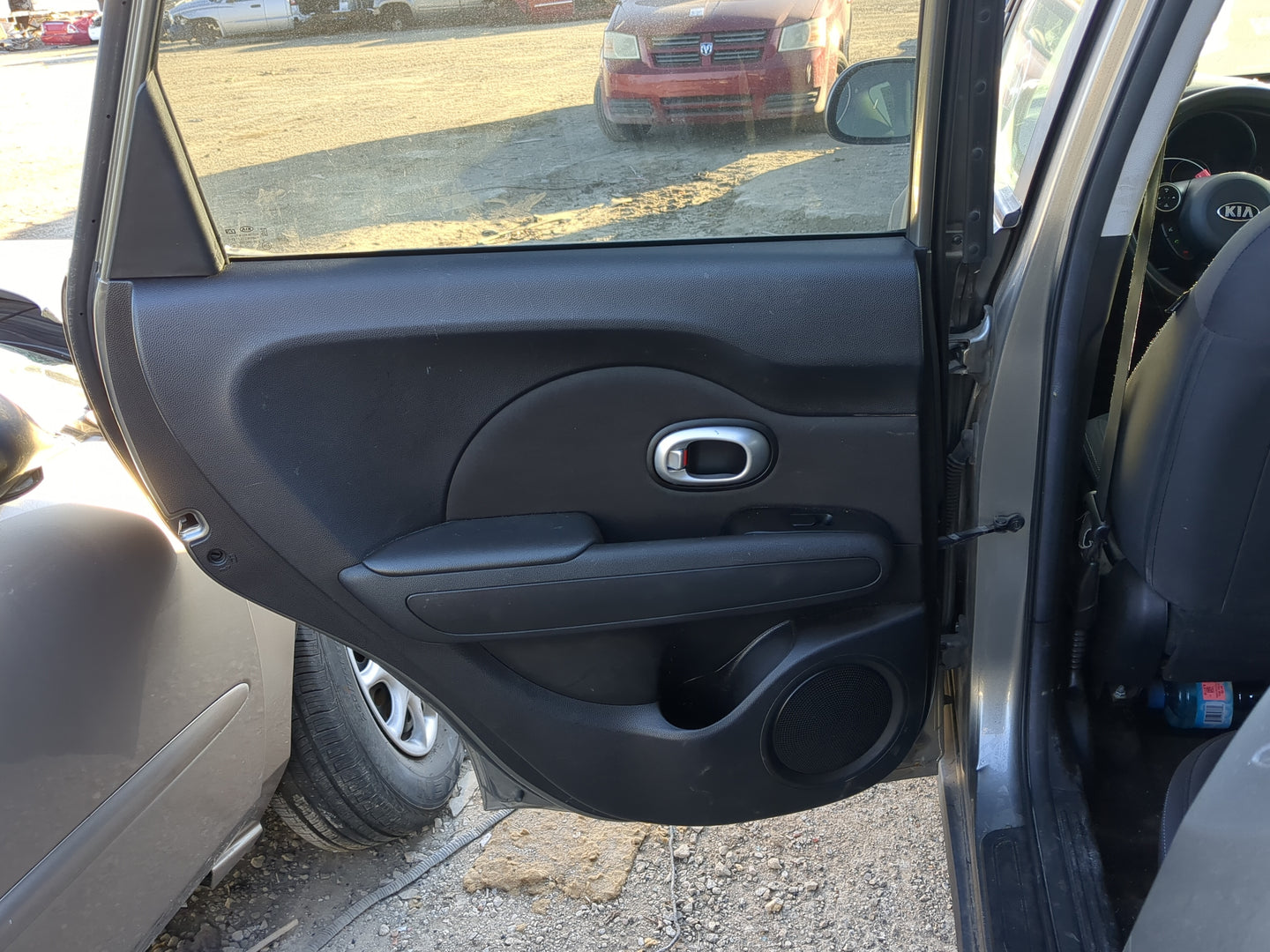 2014-2019 Kia Soul Driver Rear Door Oem - Oemusedautoparts1.com