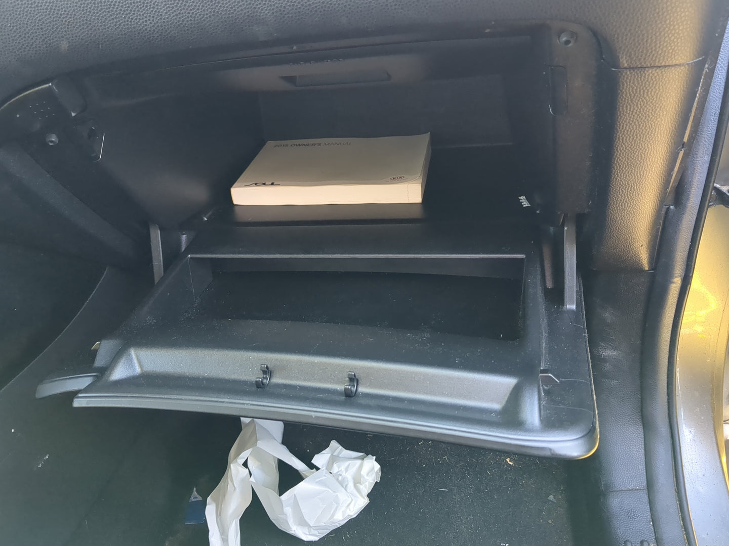 2015 Kia Soul Passenger Glove Box Door Storage Compartment - Oemusedautoparts1.com