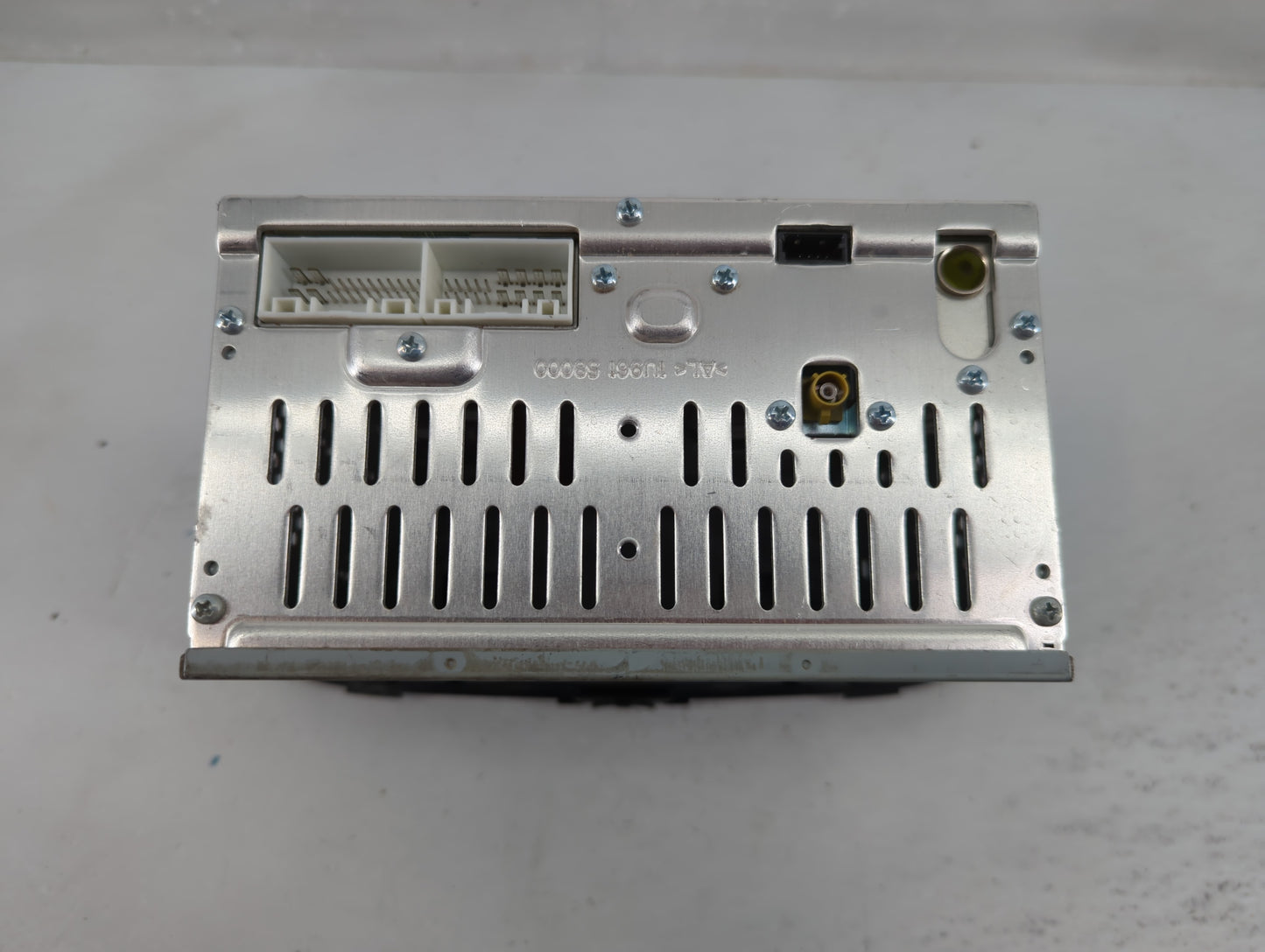 2015 Kia Soul Radio AM FM Cd Player Receiver Replacement P/N:96160-B2020CA Fits OEM Used Auto Parts - Oemusedautoparts1.com