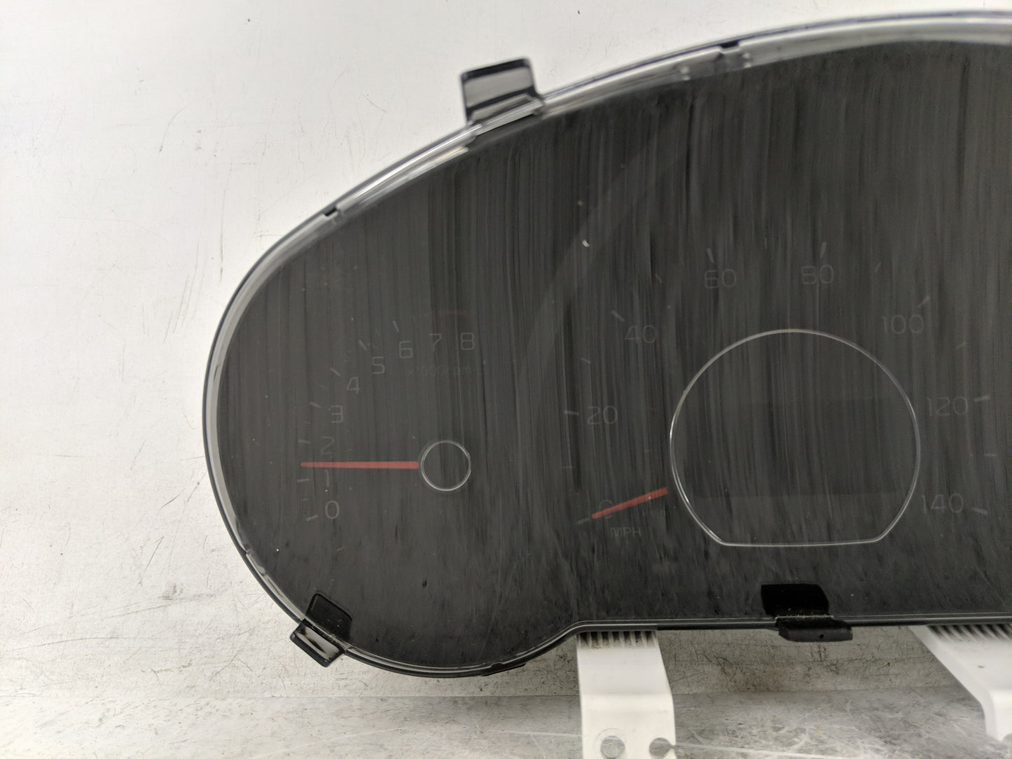 2014-2015 Kia Soul Instrument Cluster Speedometer Gauges P/N:94006-B2530 Fits Fits 2014 2015 OEM Used Auto Parts - Oemusedau