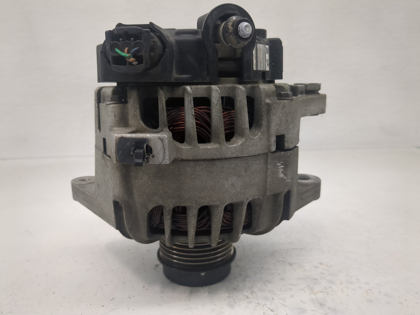 2012-2016 Kia Soul Alternator Replacement Generator Charging Assembly Engine OEM P/N:37300-2B760 2616559 Fits OEM Used Auto 