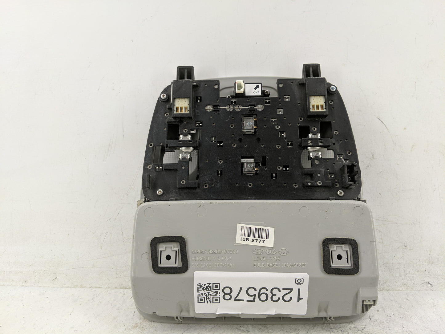 2014-2019 Kia Soul Overhead Roof Console 1239578 - Oemusedautoparts1.com