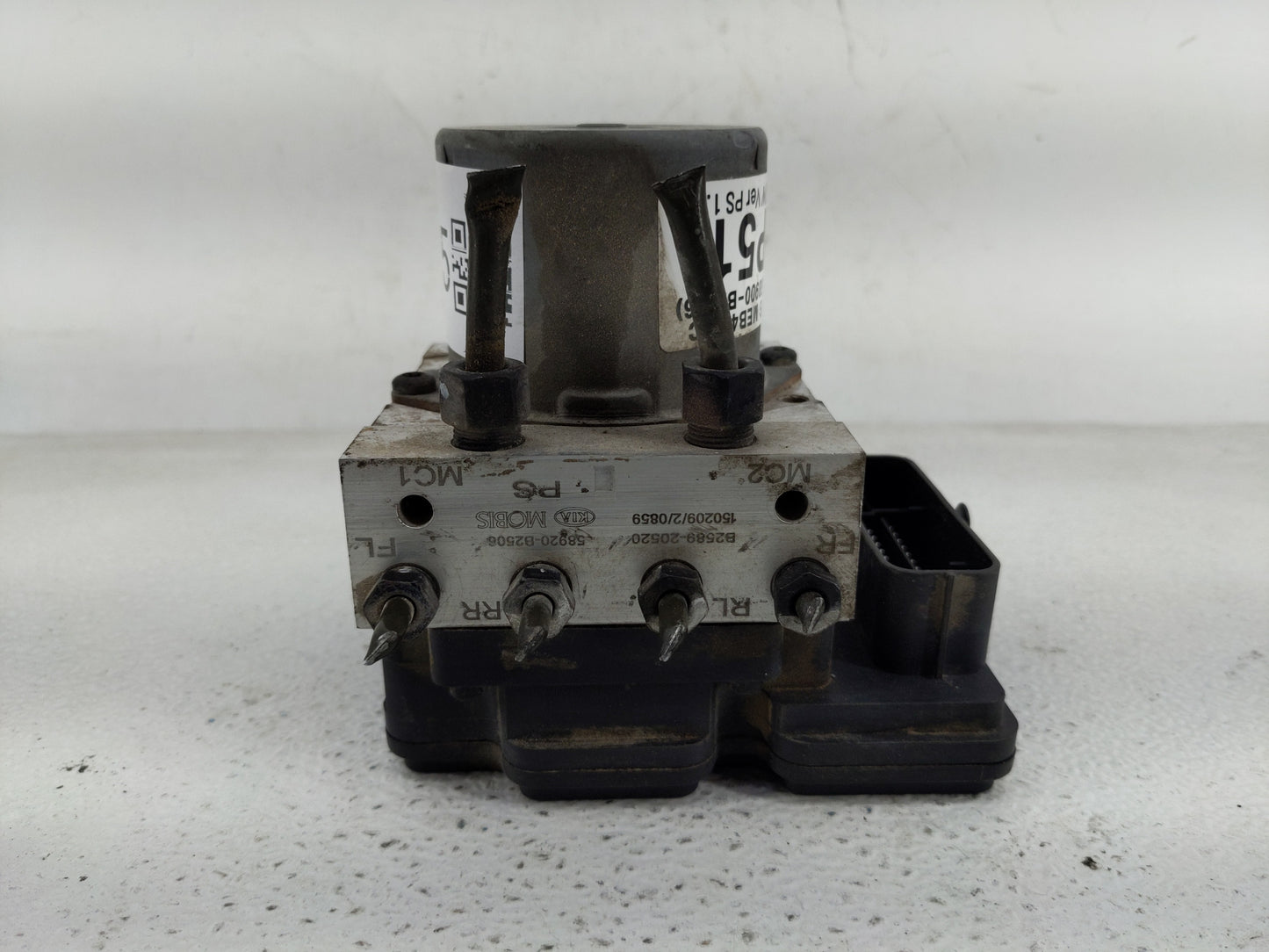 2014-2015 Kia Soul ABS Pump Control Module Replacement P/N:61589-45200 58900-B2506 Fits Fits 2014 2015 OEM Used Auto Parts -