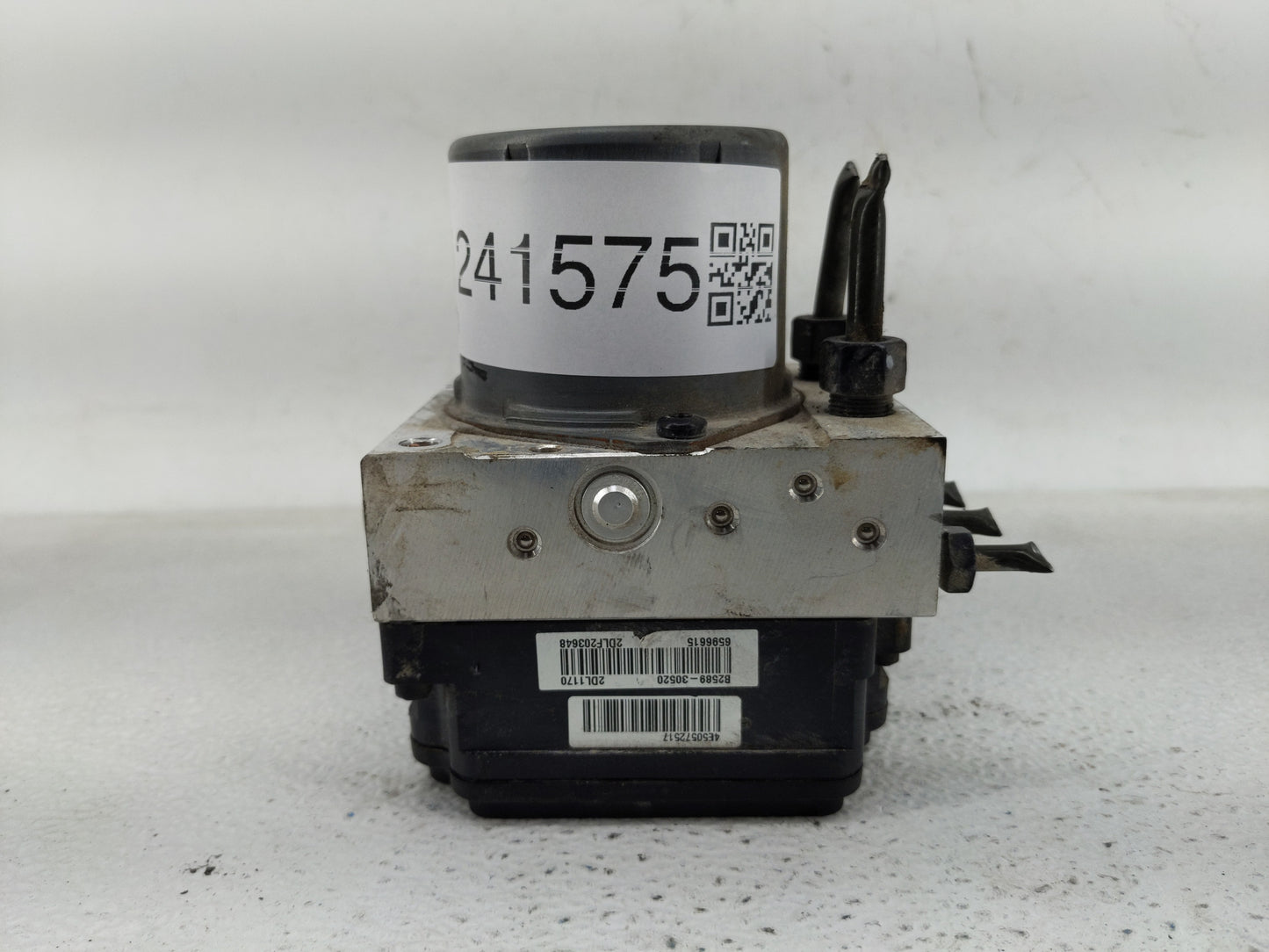 2014-2015 Kia Soul ABS Pump Control Module Replacement P/N:61589-45200 58900-B2506 Fits Fits 2014 2015 OEM Used Auto Parts -