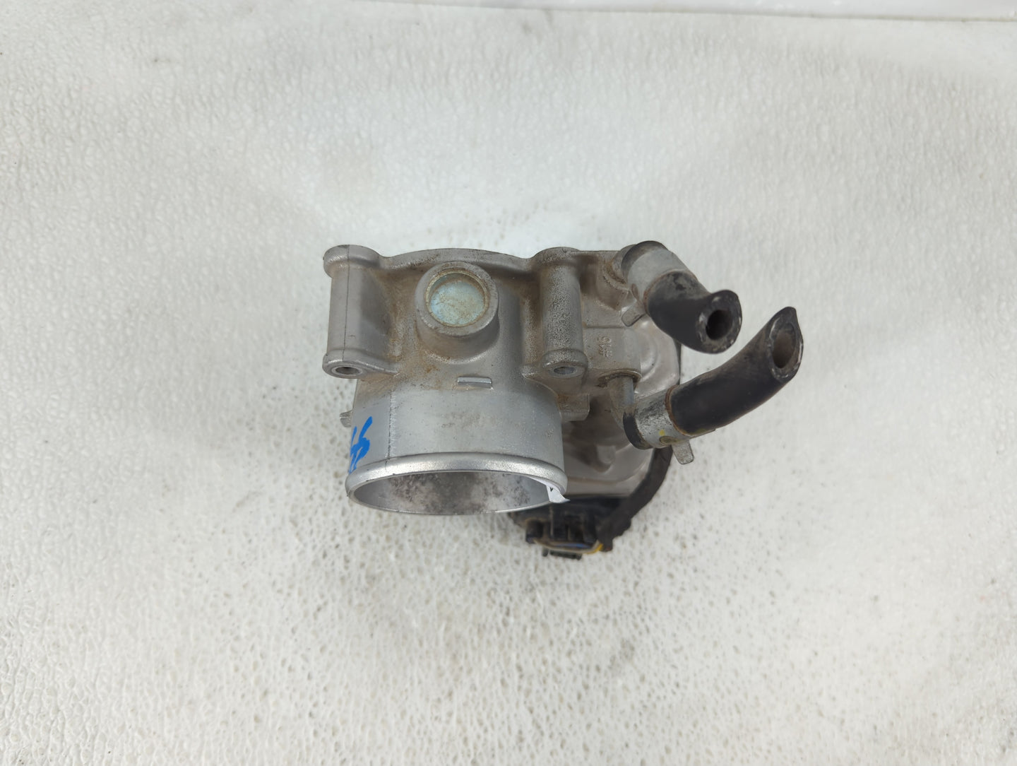 2014-2019 Kia Soul Throttle Body P/N:35100-2E000 Fits Fits 2011 2012 2013 2014 2015 2016 2017 2018 2019 2020 2021 OEM Used A