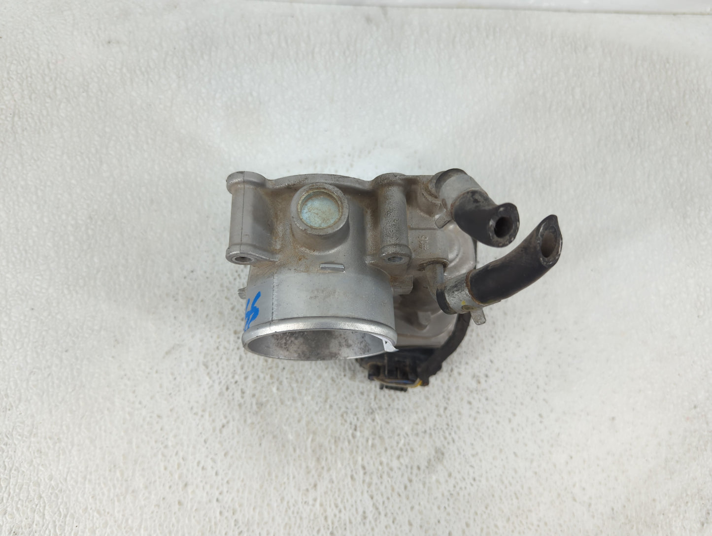 2014-2019 Kia Soul Throttle Body P/N:35100-2E000 Fits Fits 2011 2012 2013 2014 2015 2016 2017 2018 2019 2020 2021 OEM Used A