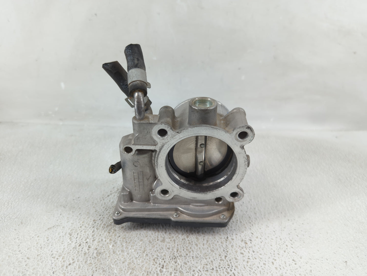 2014-2019 Kia Soul Throttle Body P/N:35100-2E000 Fits Fits 2011 2012 2013 2014 2015 2016 2017 2018 2019 2020 2021 OEM Used A