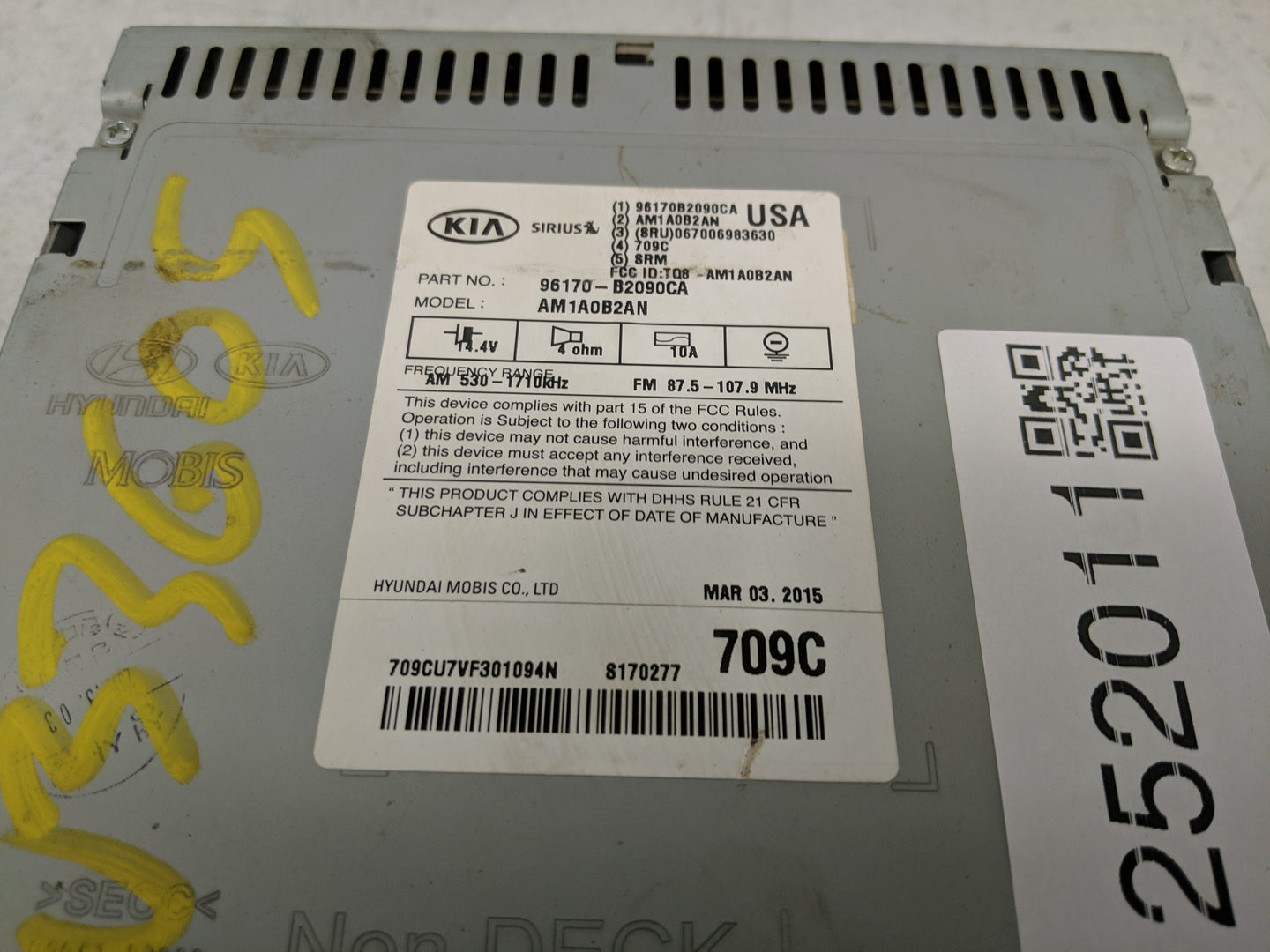 2014-2016 Kia Soul Radio AM FM Cd Player Receiver Replacement P/N:96170-B2090CA Fits Fits 2014 2015 2016 OEM Used Auto Parts