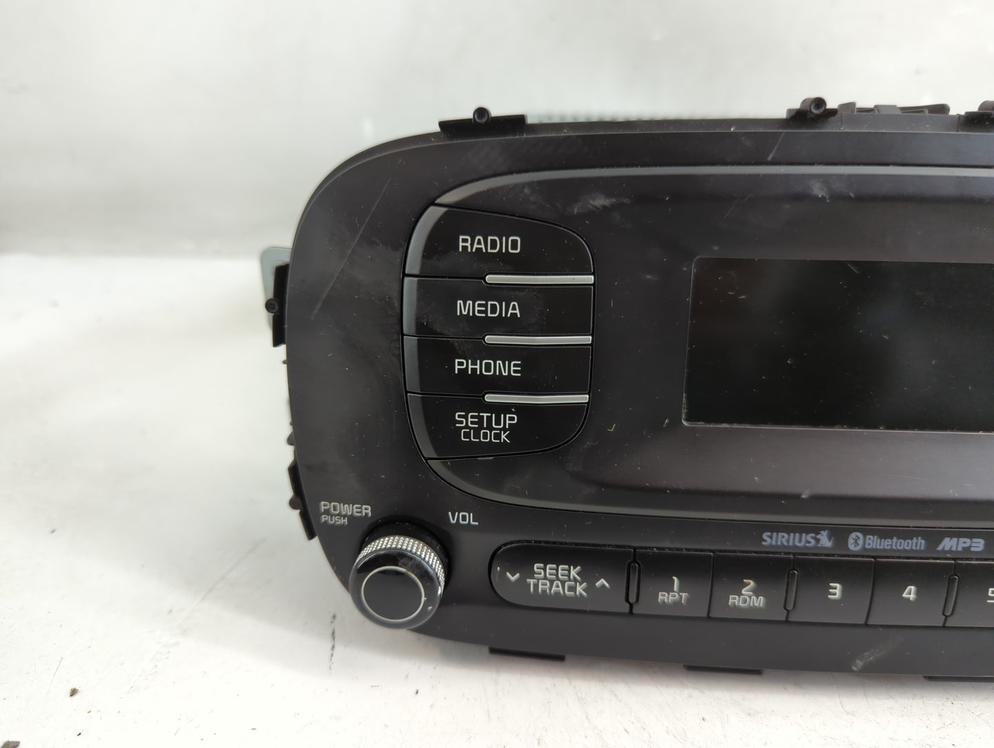2014-2016 Kia Soul Radio AM FM Cd Player Receiver Replacement P/N:96170-B2090CA Fits Fits 2014 2015 2016 OEM Used Auto Parts