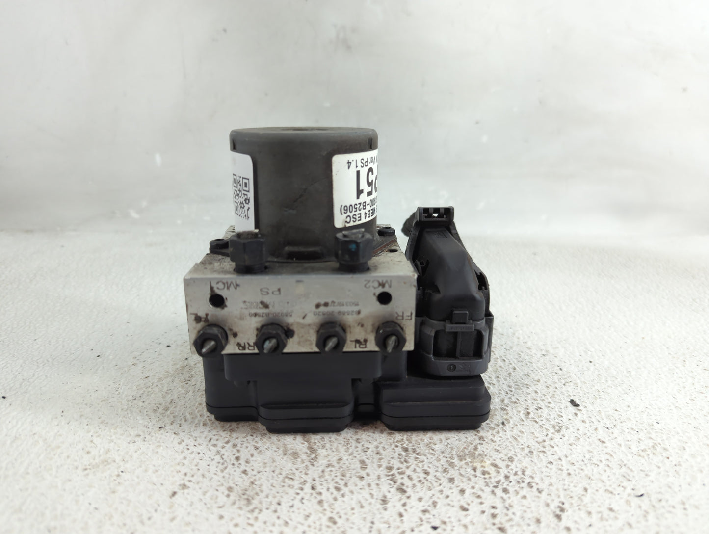 2014-2015 Kia Soul ABS Pump Control Module Replacement P/N:61589-45200 58900-B2506 Fits Fits 2014 2015 OEM Used Auto Parts -