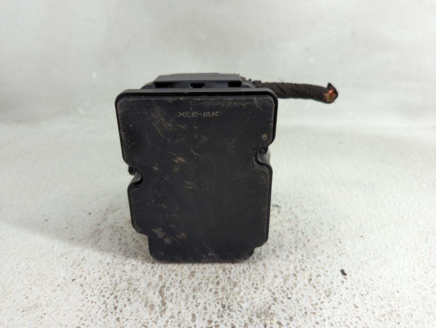 2014-2015 Kia Soul ABS Pump Control Module Replacement P/N:61589-45200 58900-B2506 Fits Fits 2014 2015 OEM Used Auto Parts -