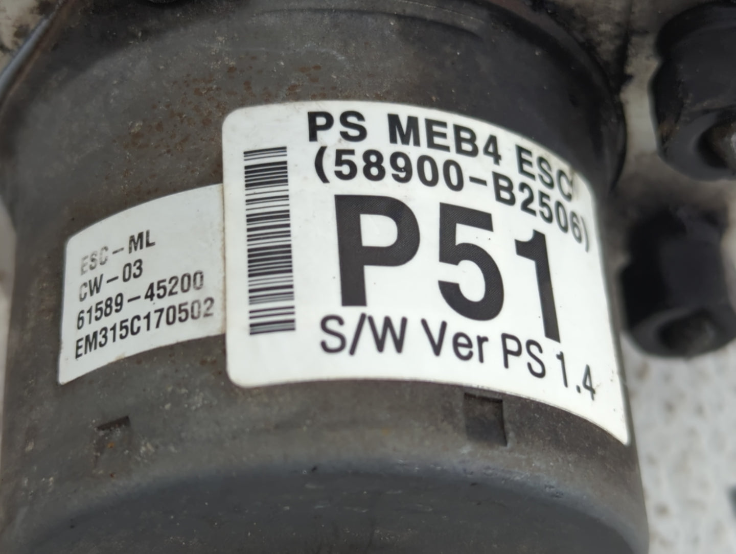2014-2015 Kia Soul ABS Pump Control Module Replacement P/N:61589-45200 58900-B2506 Fits Fits 2014 2015 OEM Used Auto Parts -