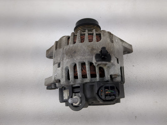 2012-2016 Kia Soul Alternator Replacement Generator Charging Assembly Engine OEM P/N:2616559 Fits OEM Used Auto Parts - Oemu