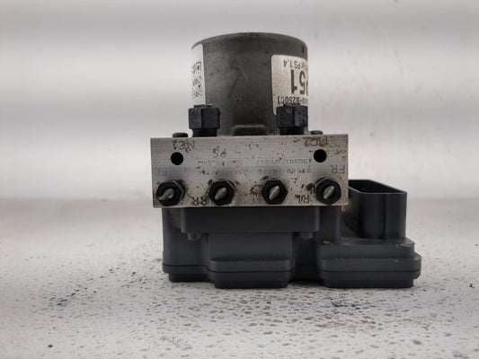 2014-2015 Kia Soul ABS Pump Control Module Replacement P/N:61589-45200 58900-B2506 Fits Fits 2014 2015 OEM Used Auto Parts -
