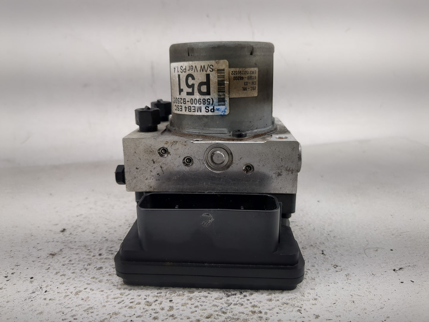 2014-2015 Kia Soul ABS Pump Control Module Replacement P/N:61589-45200 58900-B2506 Fits Fits 2014 2015 OEM Used Auto Parts -