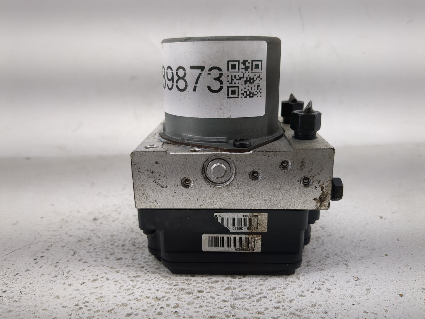 2014-2015 Kia Soul ABS Pump Control Module Replacement P/N:61589-45200 58900-B2506 Fits Fits 2014 2015 OEM Used Auto Parts -