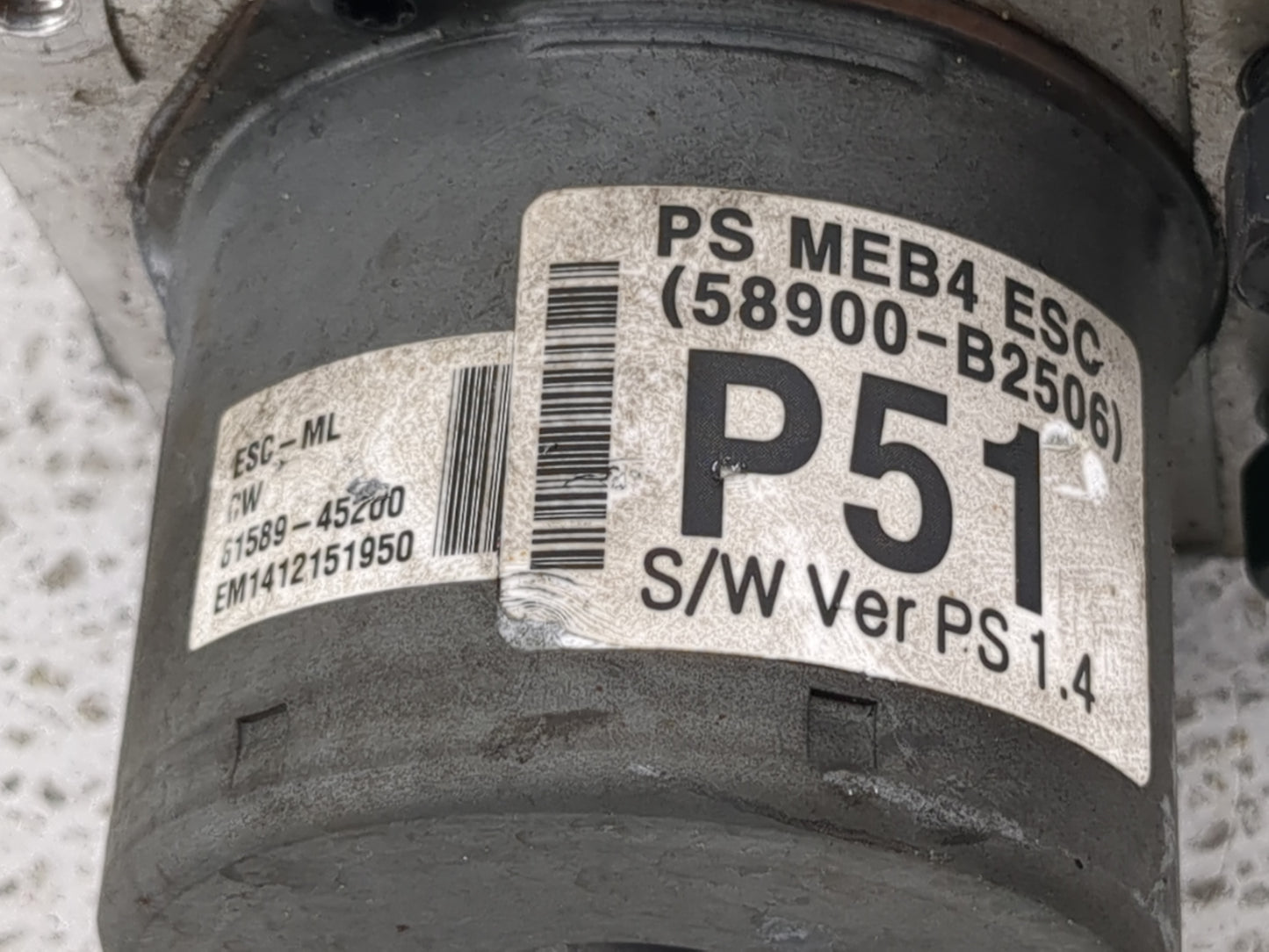 2014-2015 Kia Soul ABS Pump Control Module Replacement P/N:61589-45200 58900-B2506 Fits Fits 2014 2015 OEM Used Auto Parts -