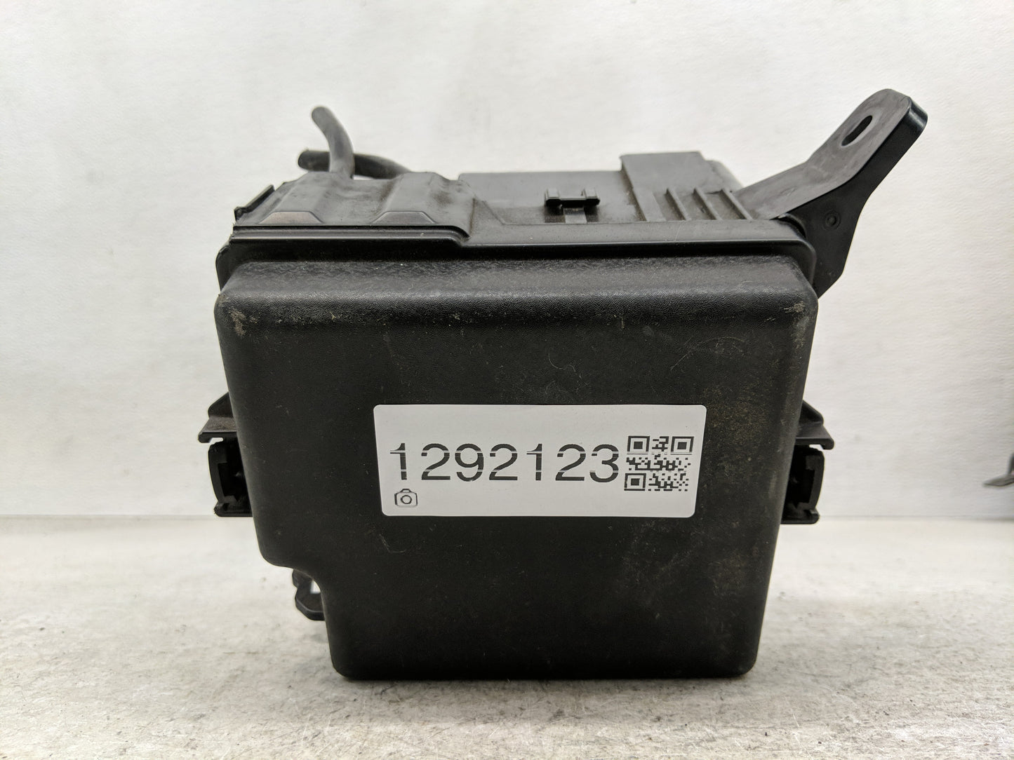 2015 Kia Soul Fusebox Fuse Box Panel Relay Module P/N:91950-B2090 91950-B2020 Fits OEM Used Auto Parts - Oemusedautoparts1.c